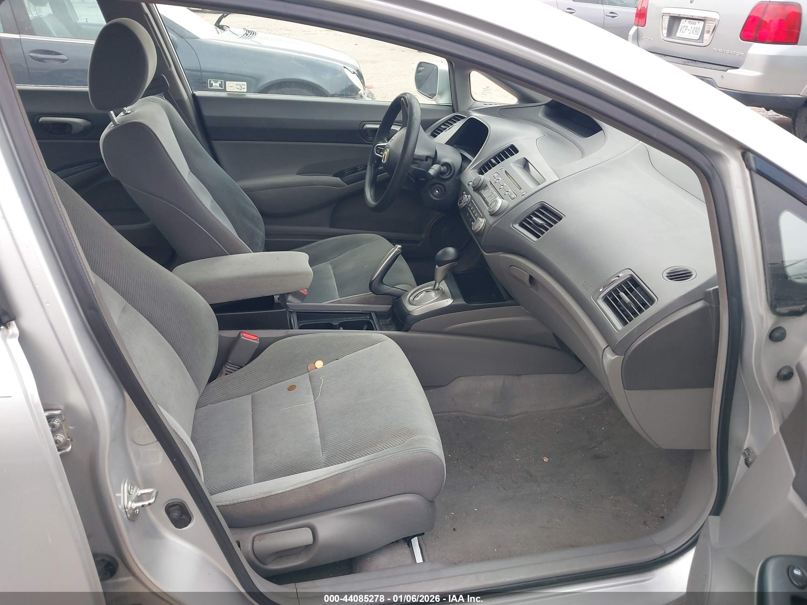 HONDA CIVIC image 5