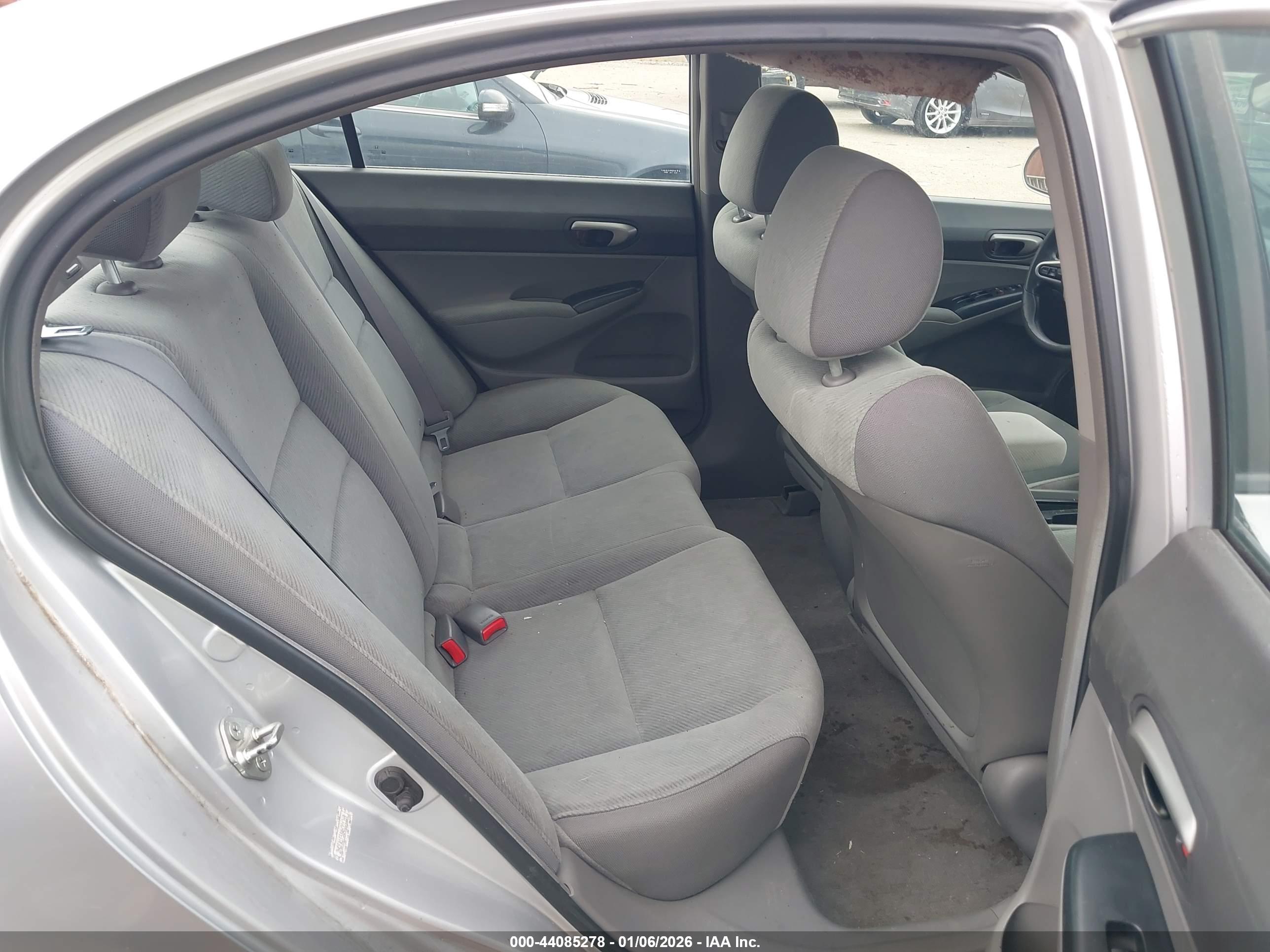 HONDA CIVIC image 8