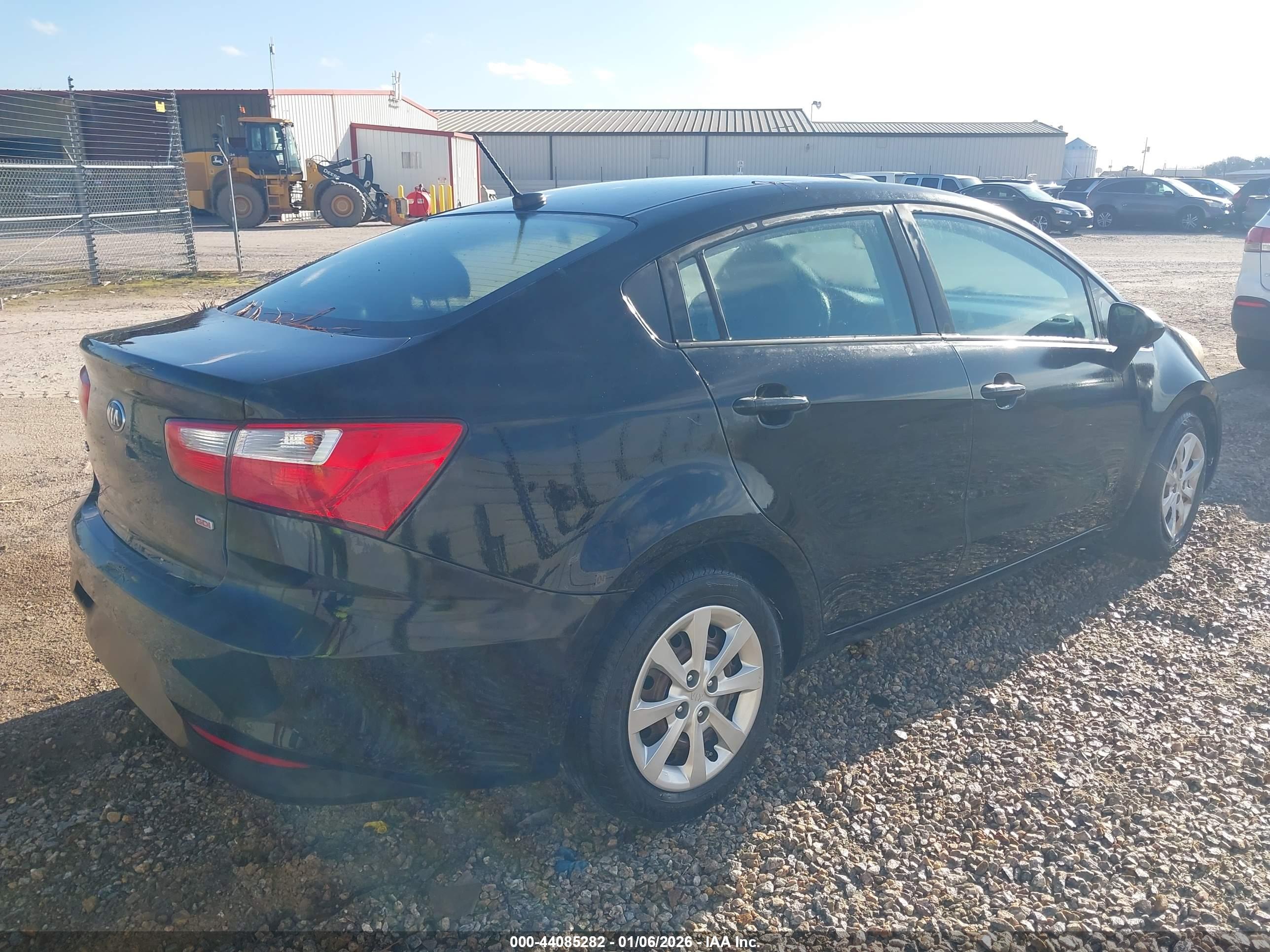 KIA RIO image 4