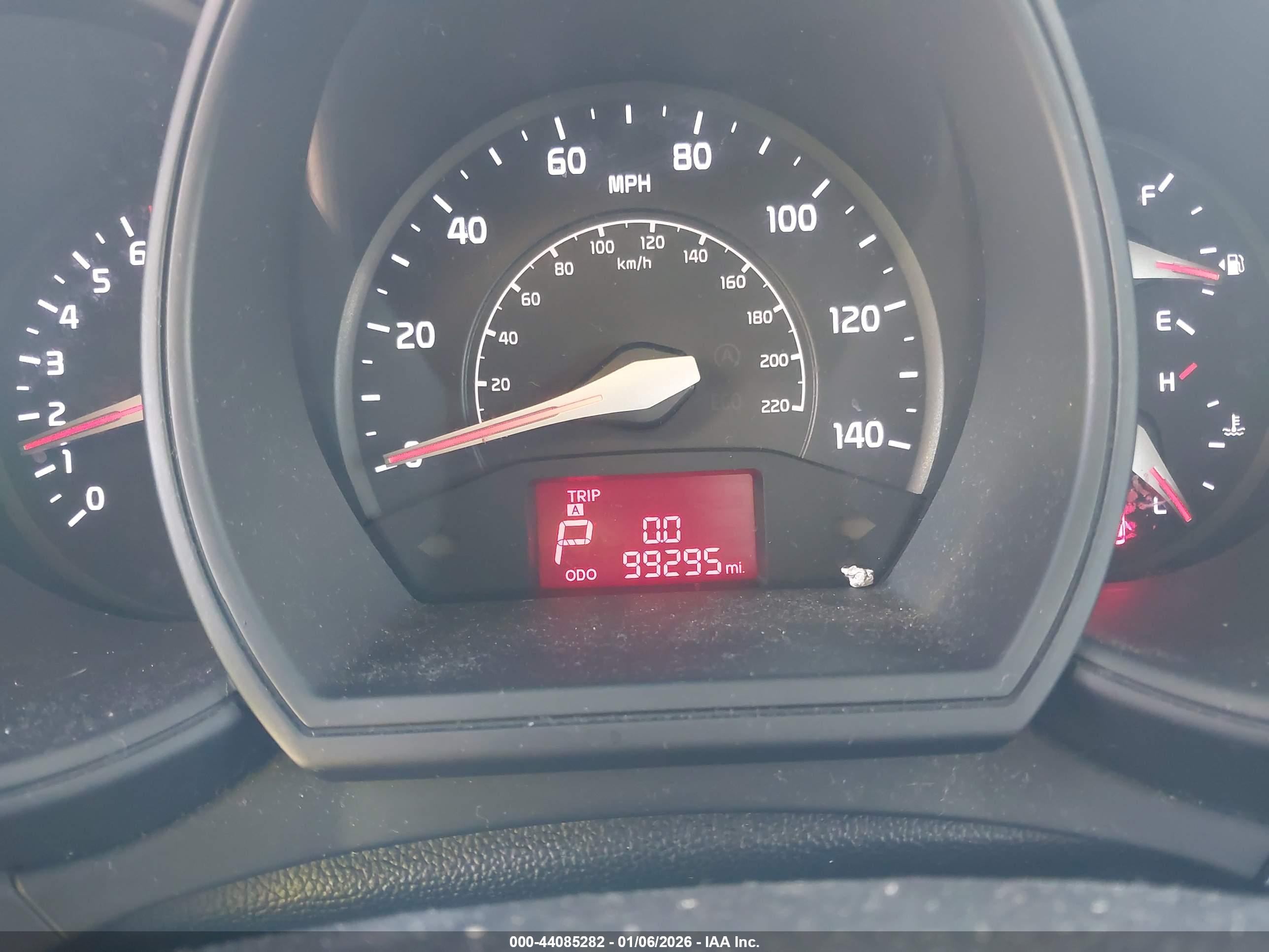 KIA RIO image 7