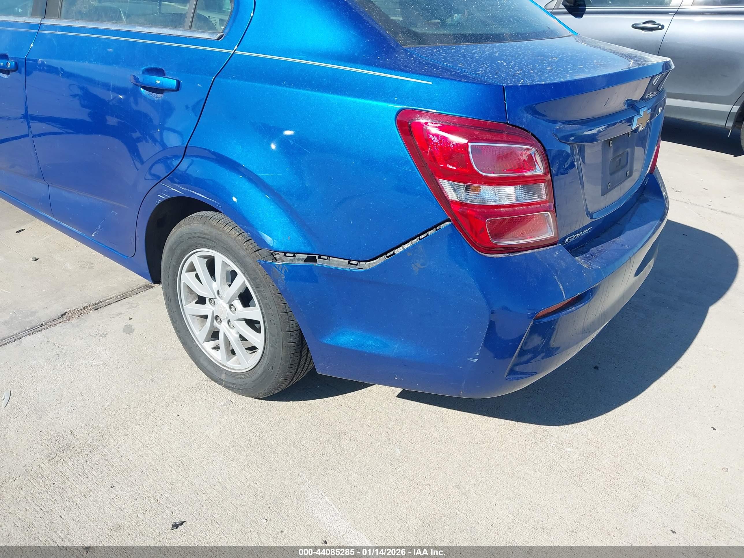 CHEVROLET SONIC image 6
