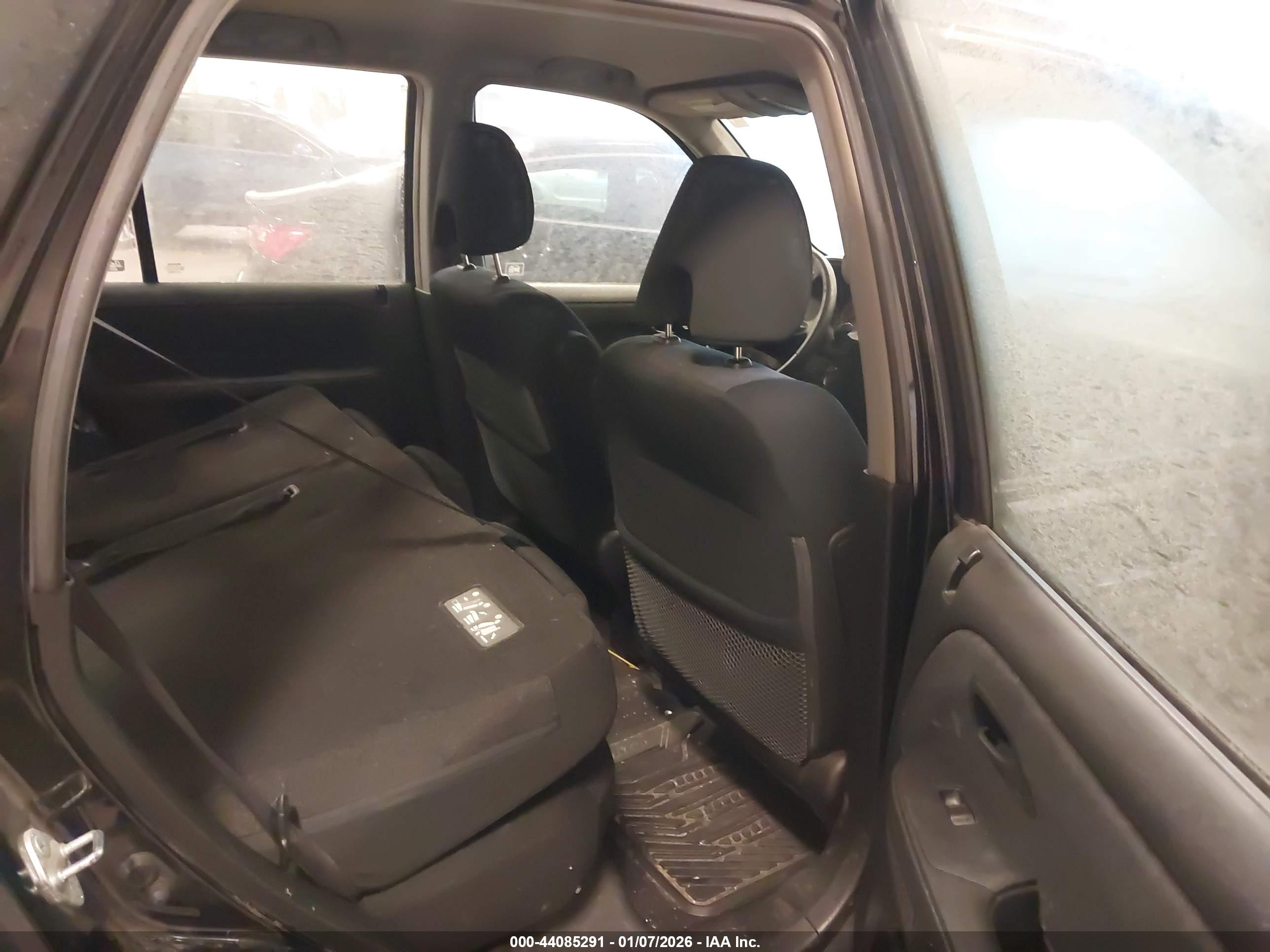 HONDA CR-V image 8
