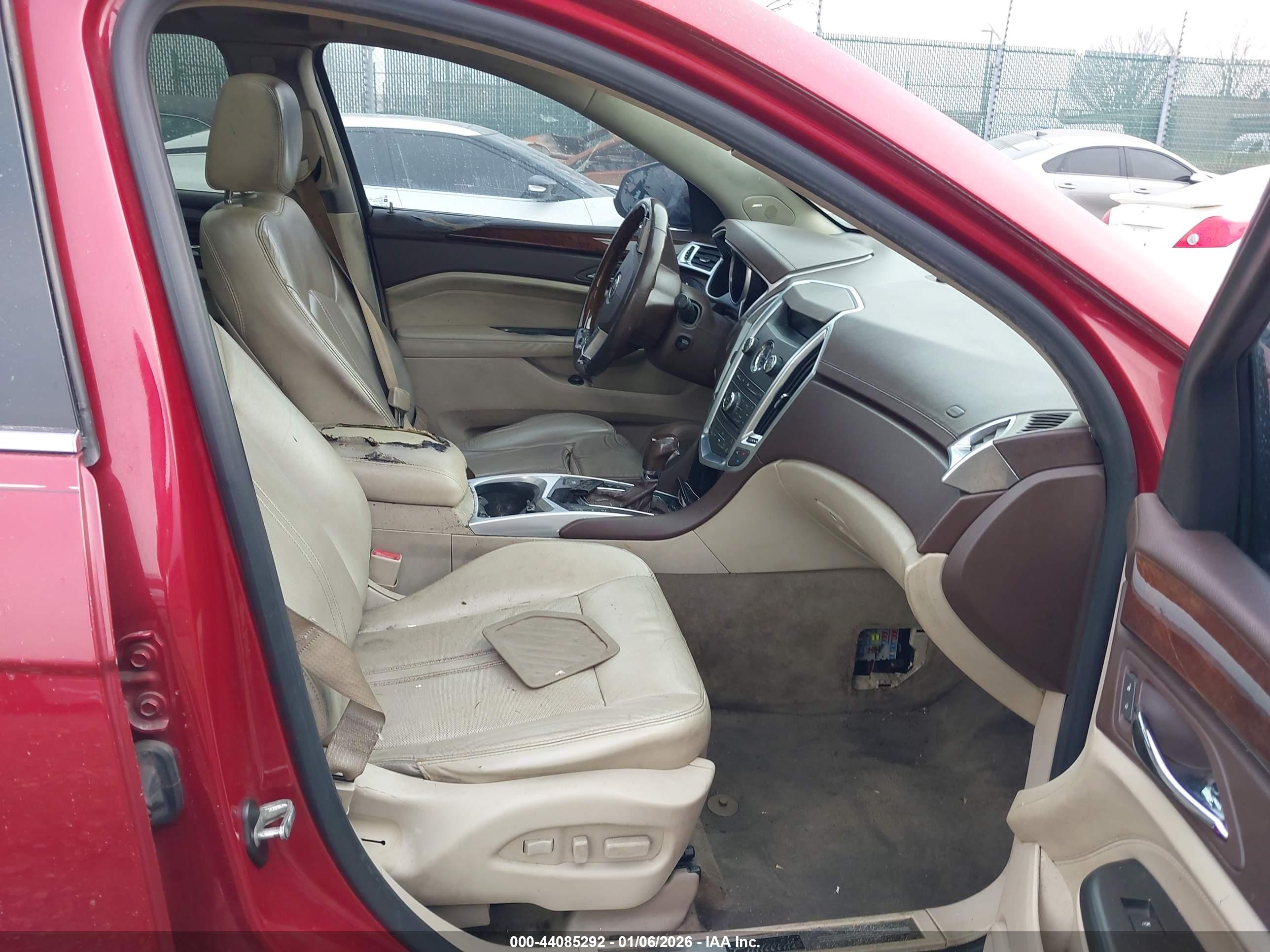 CADILLAC SRX image 5