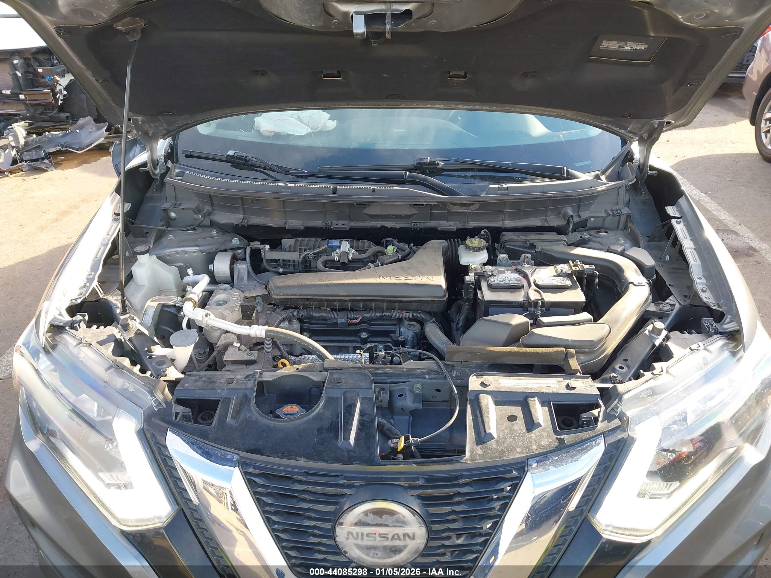 NISSAN ROGUE image 10