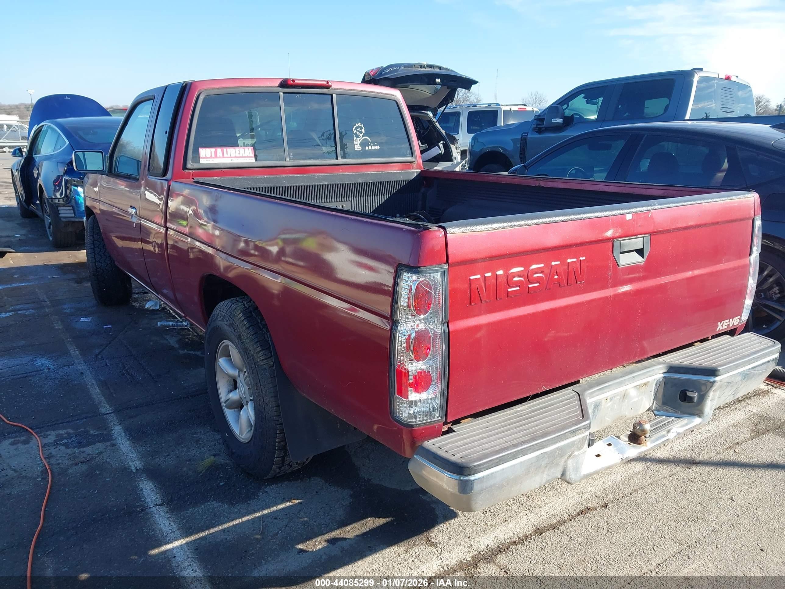NISSAN TRUCK image 3