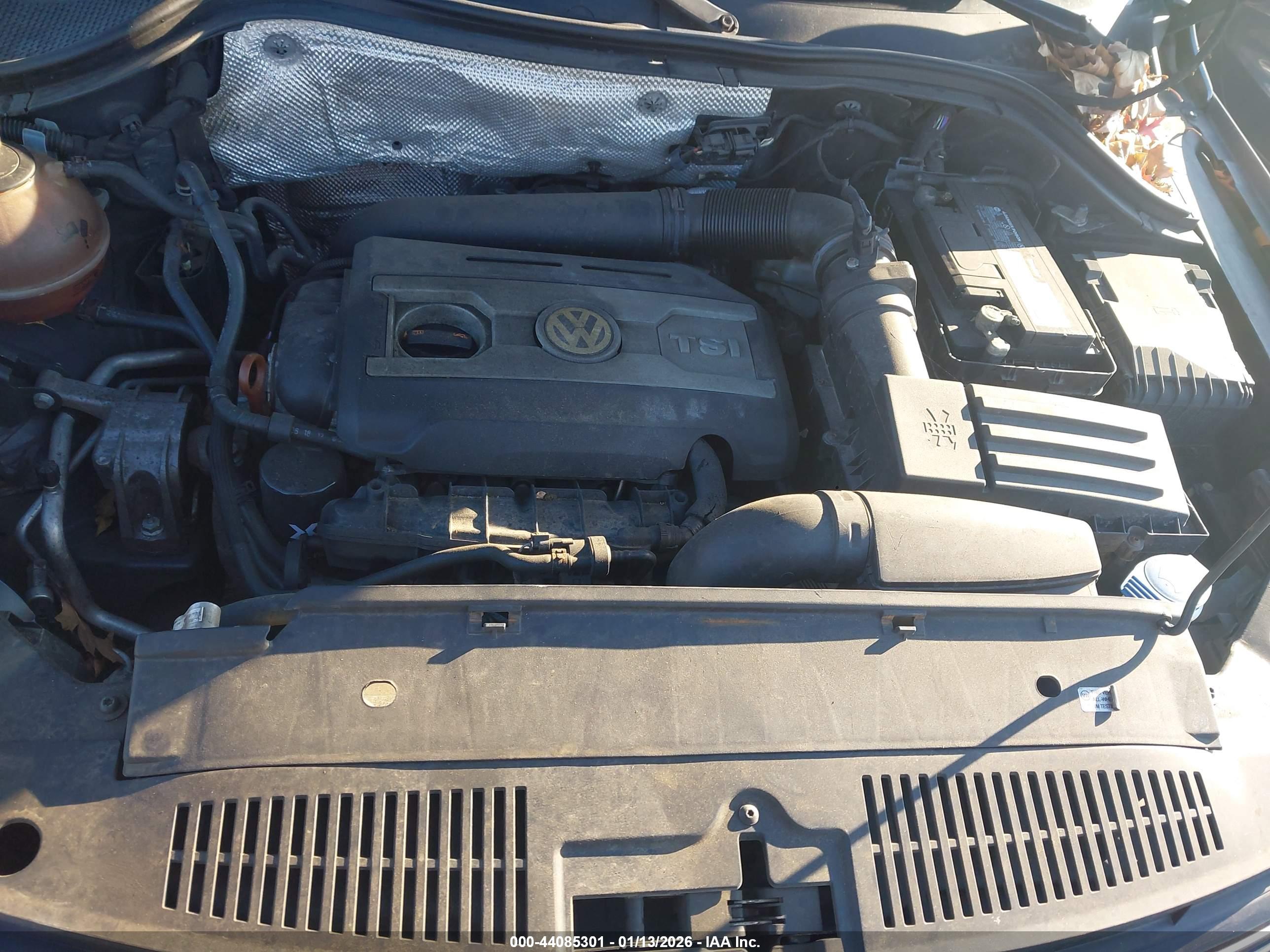 VOLKSWAGEN TIGUAN image 10