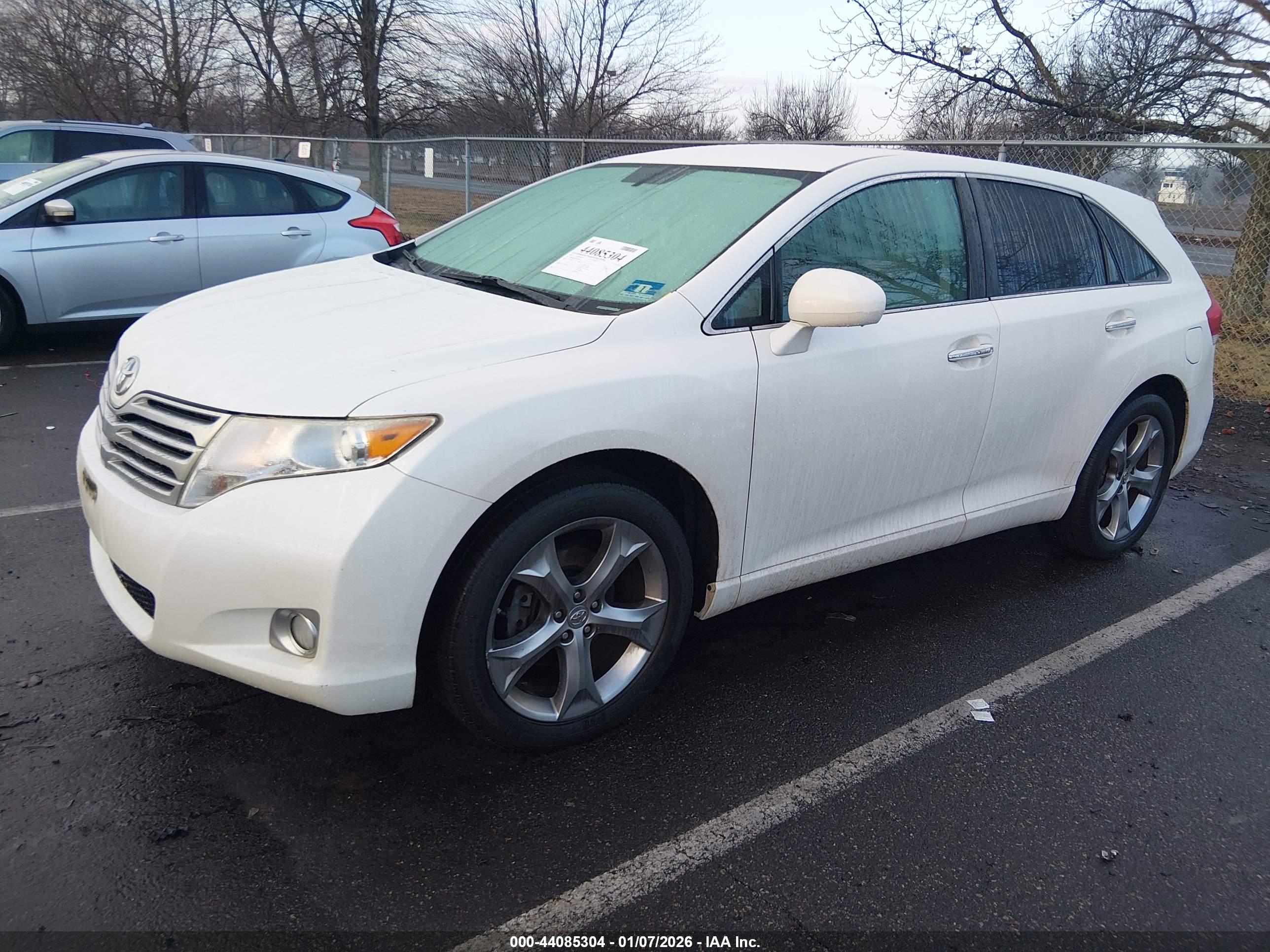 TOYOTA VENZA image 2