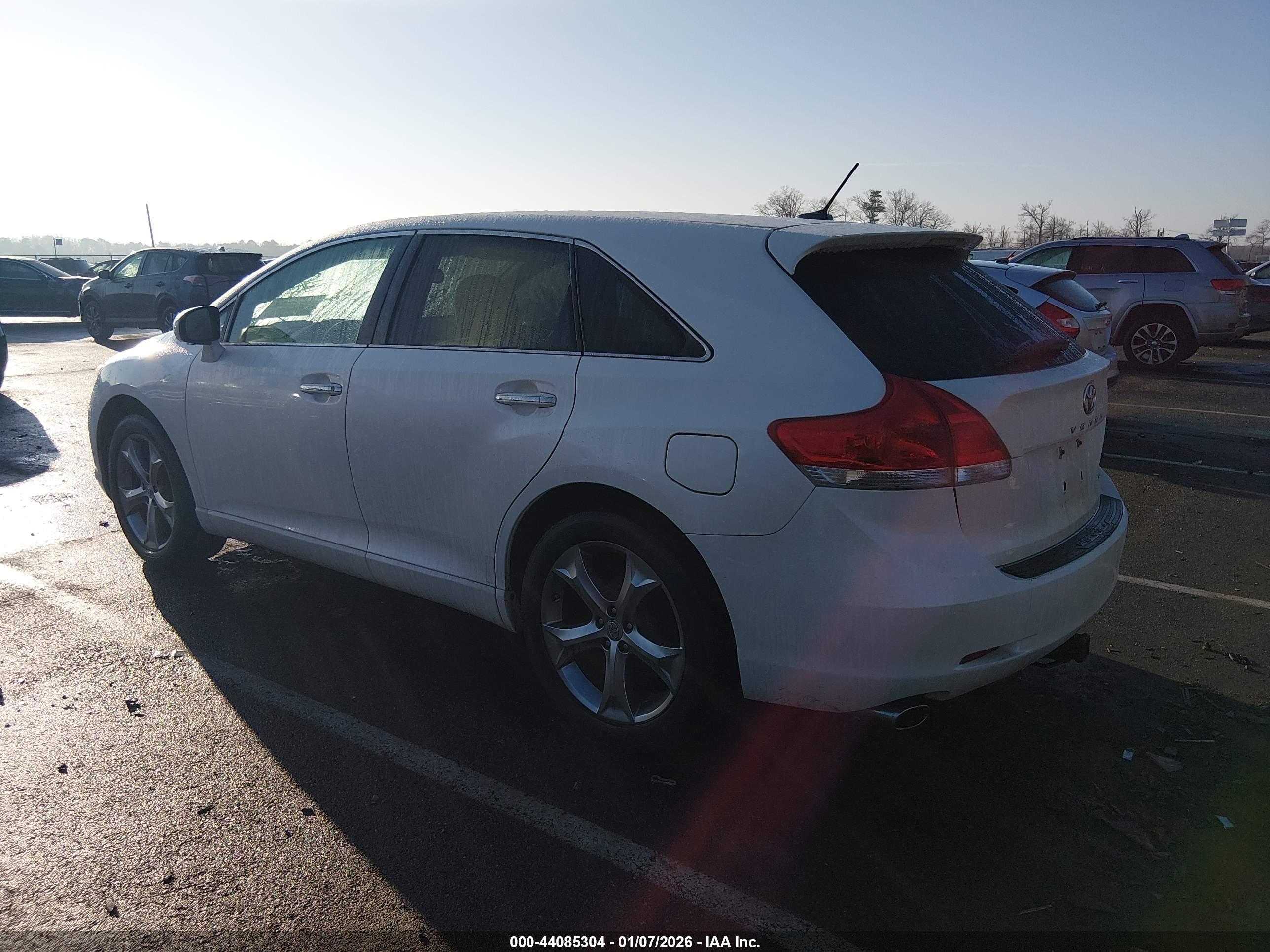 TOYOTA VENZA image 3