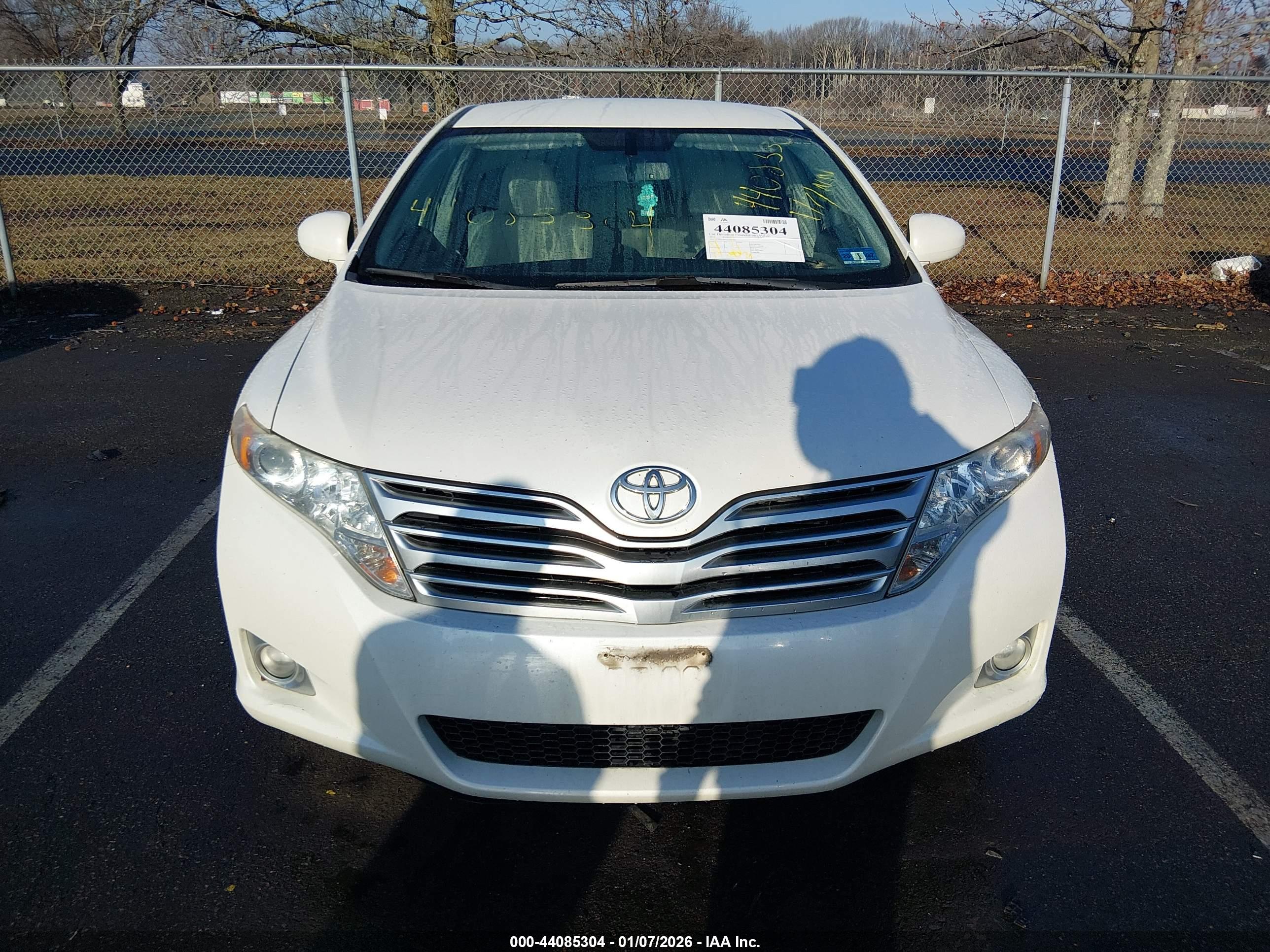 TOYOTA VENZA image 6