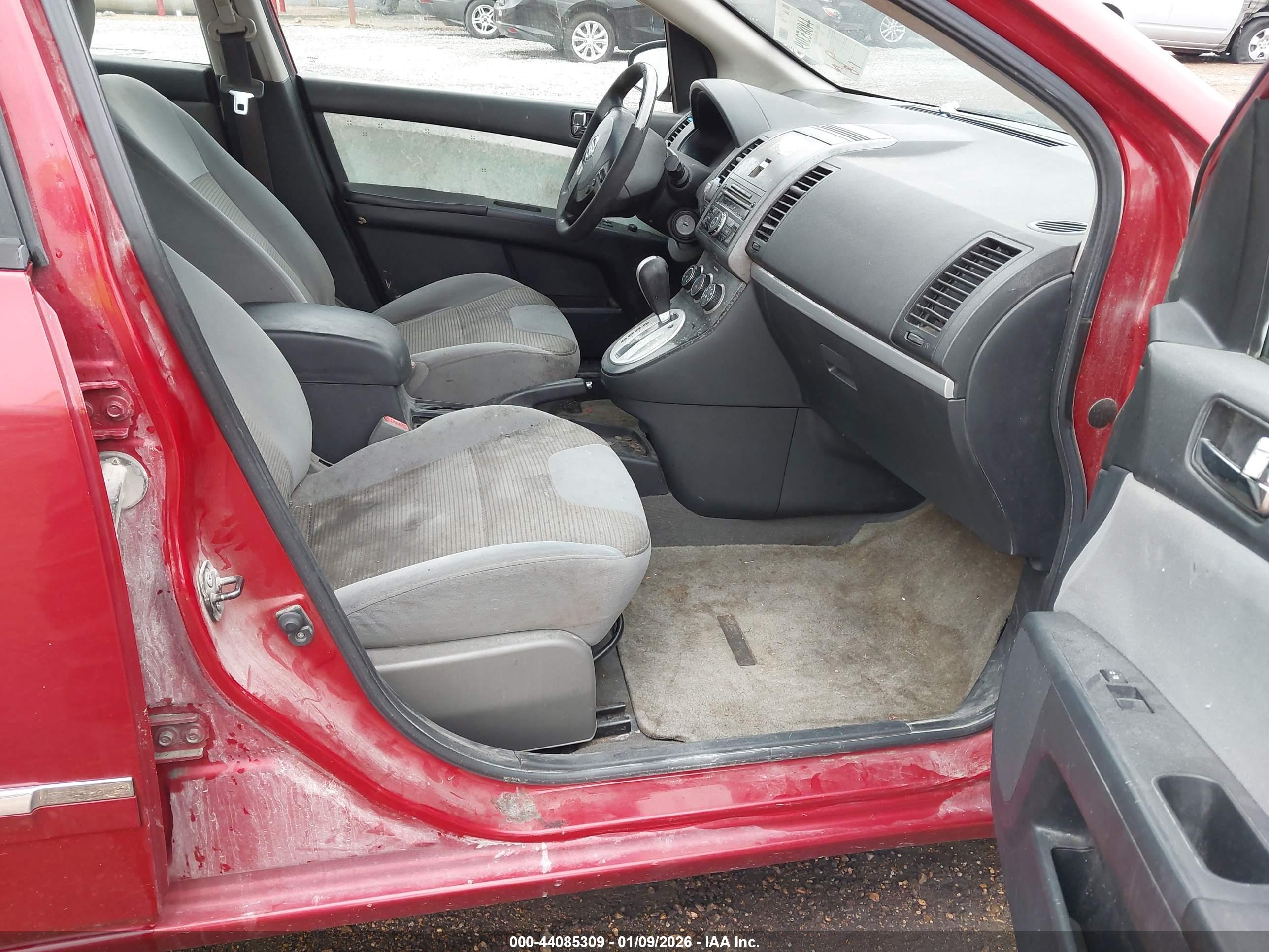 NISSAN SENTRA image 5