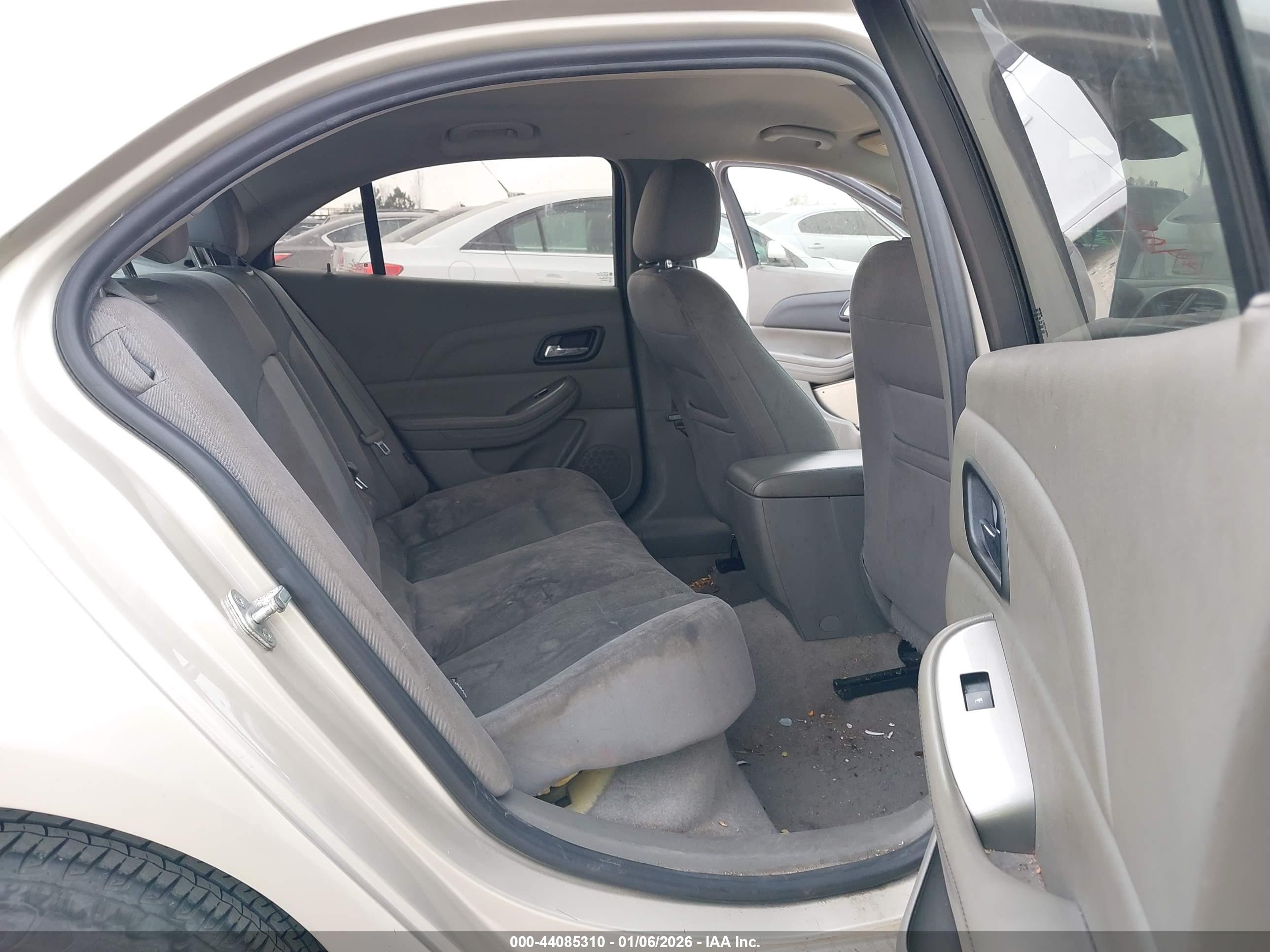CHEVROLET MALIBU image 8