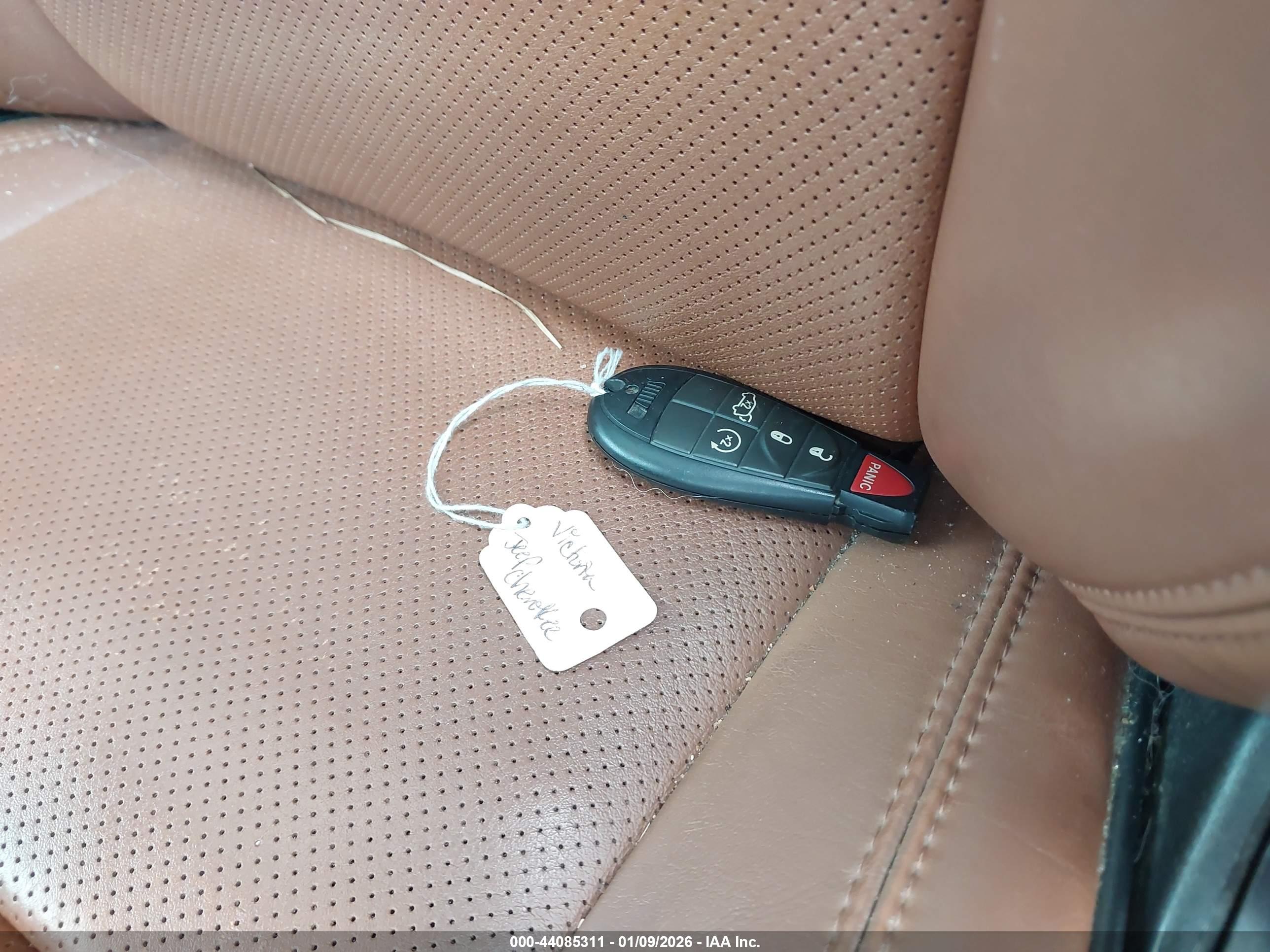 JEEP GRAND image 11