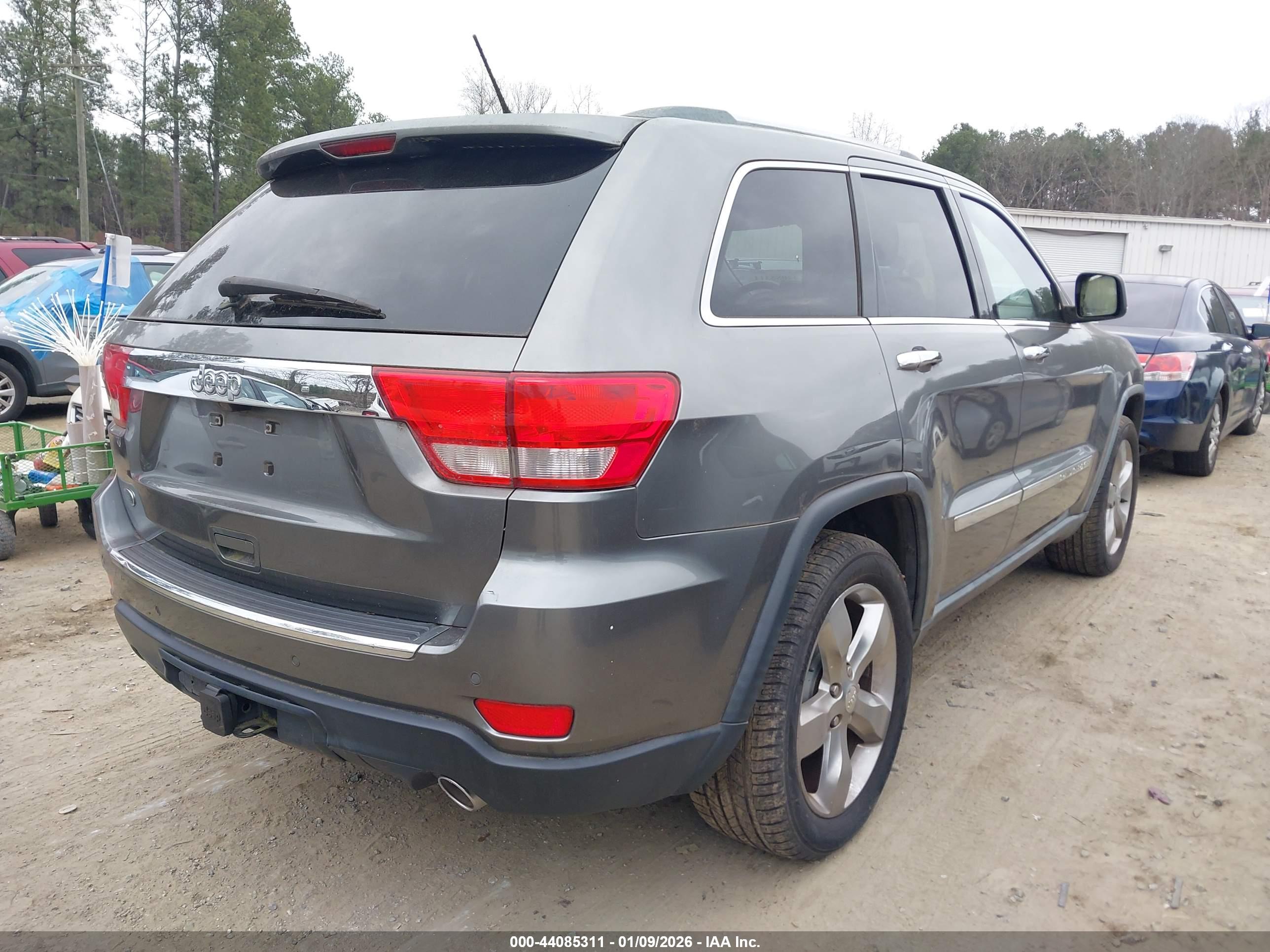 JEEP GRAND image 4