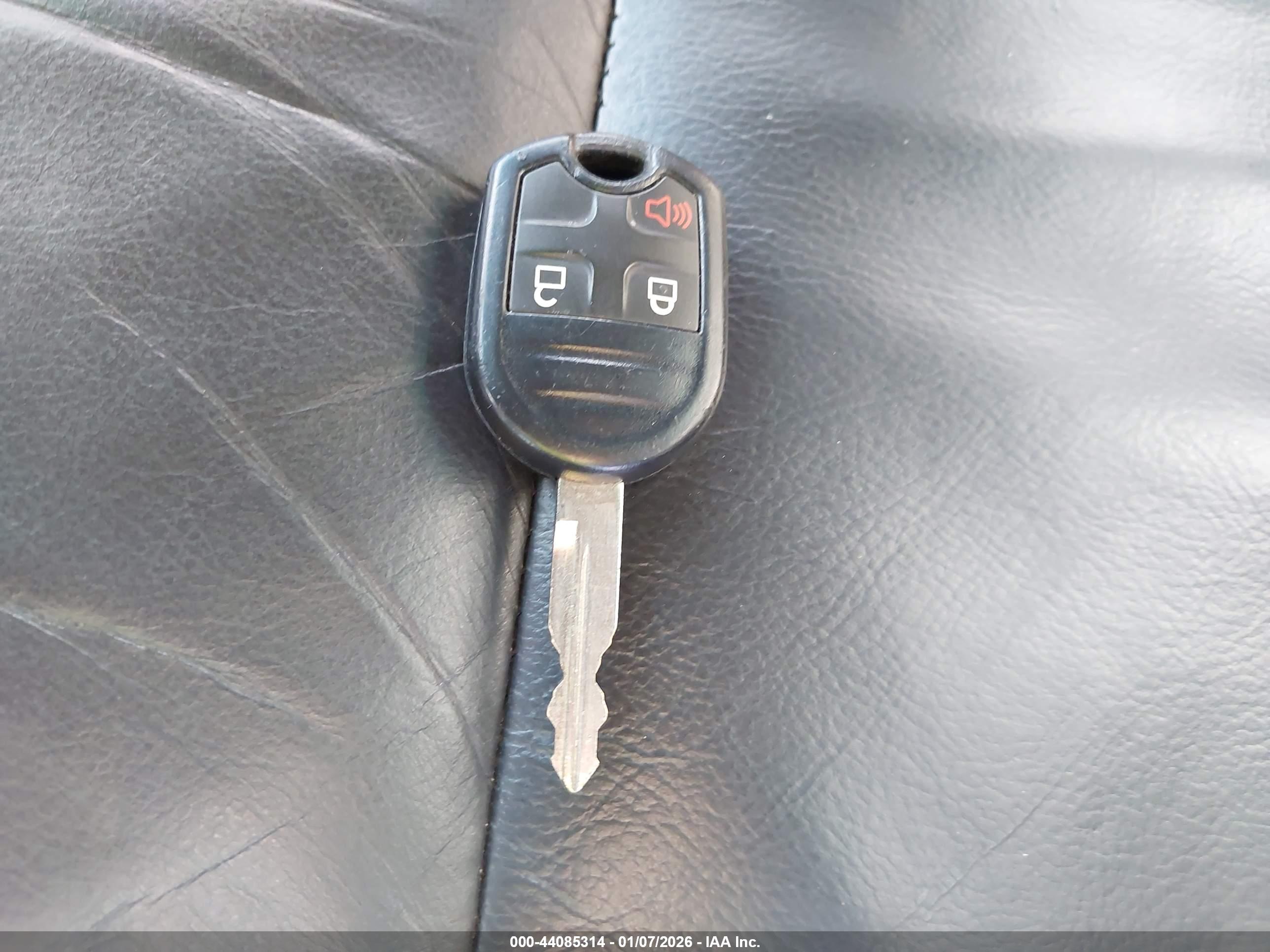 FORD EXPLORER image 11