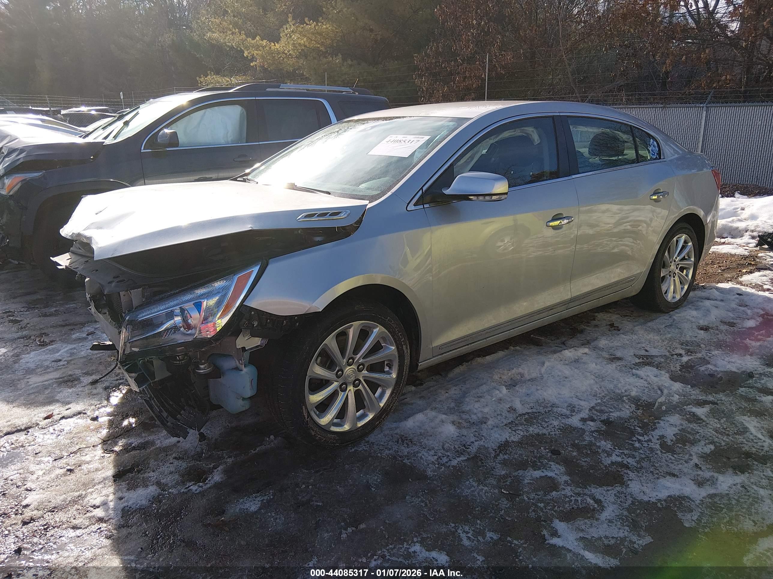 BUICK LACROSSE image 2