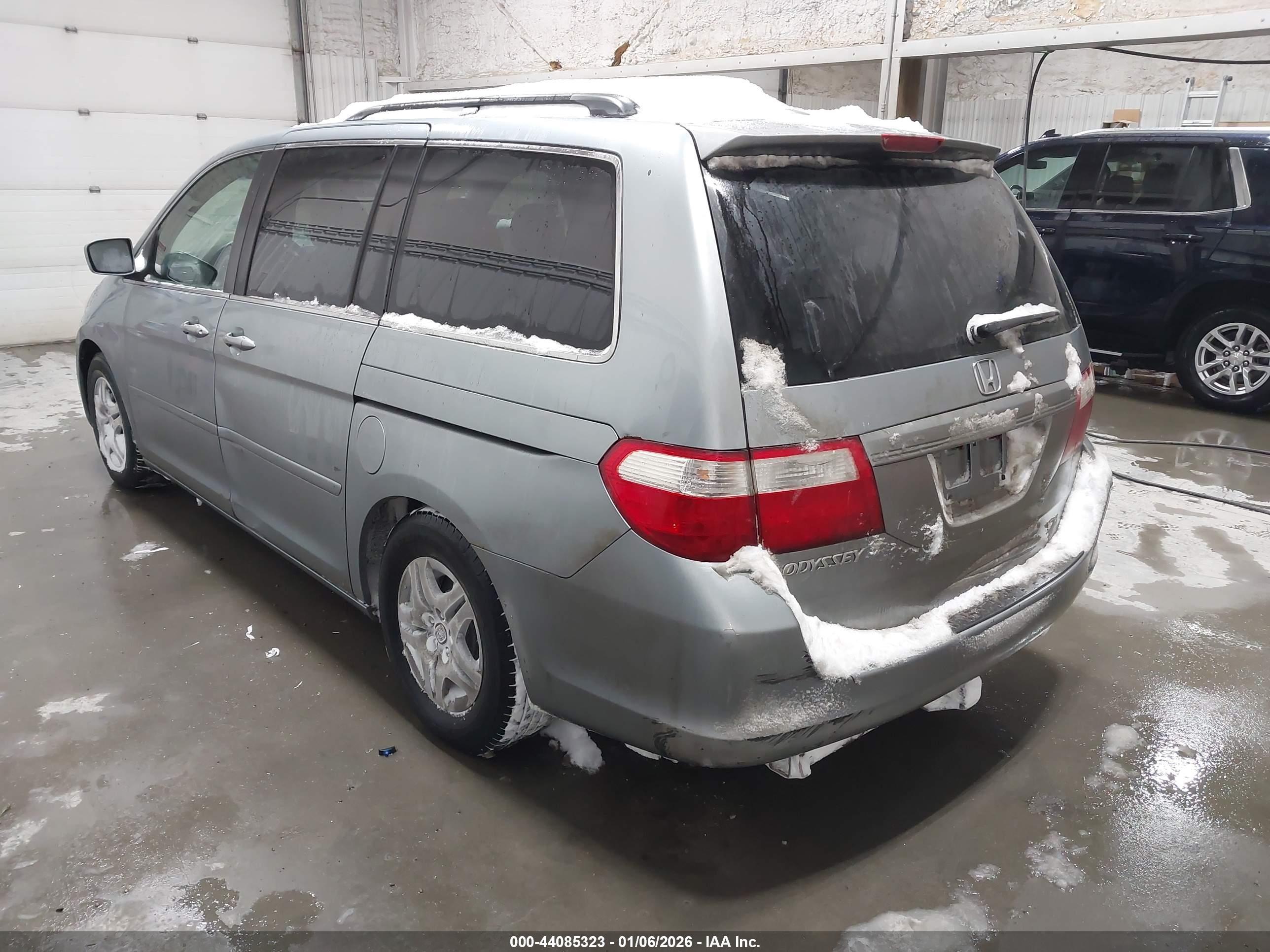 HONDA ODYSSEY image 3