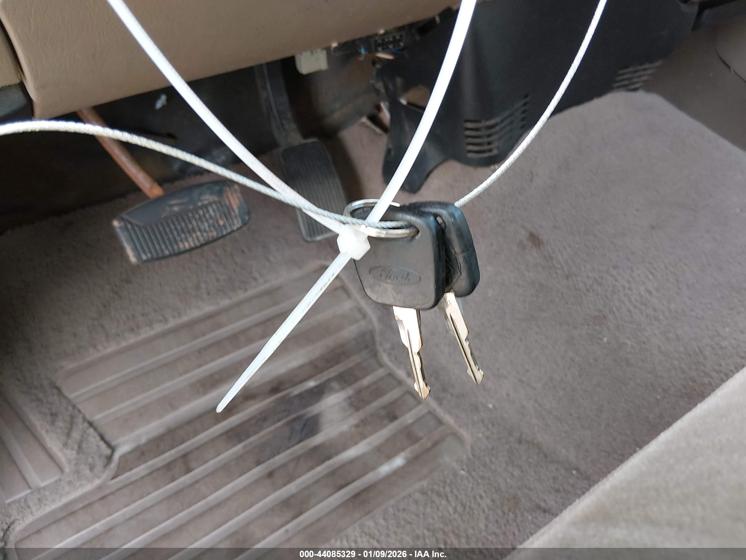 FORD F-150 image 11
