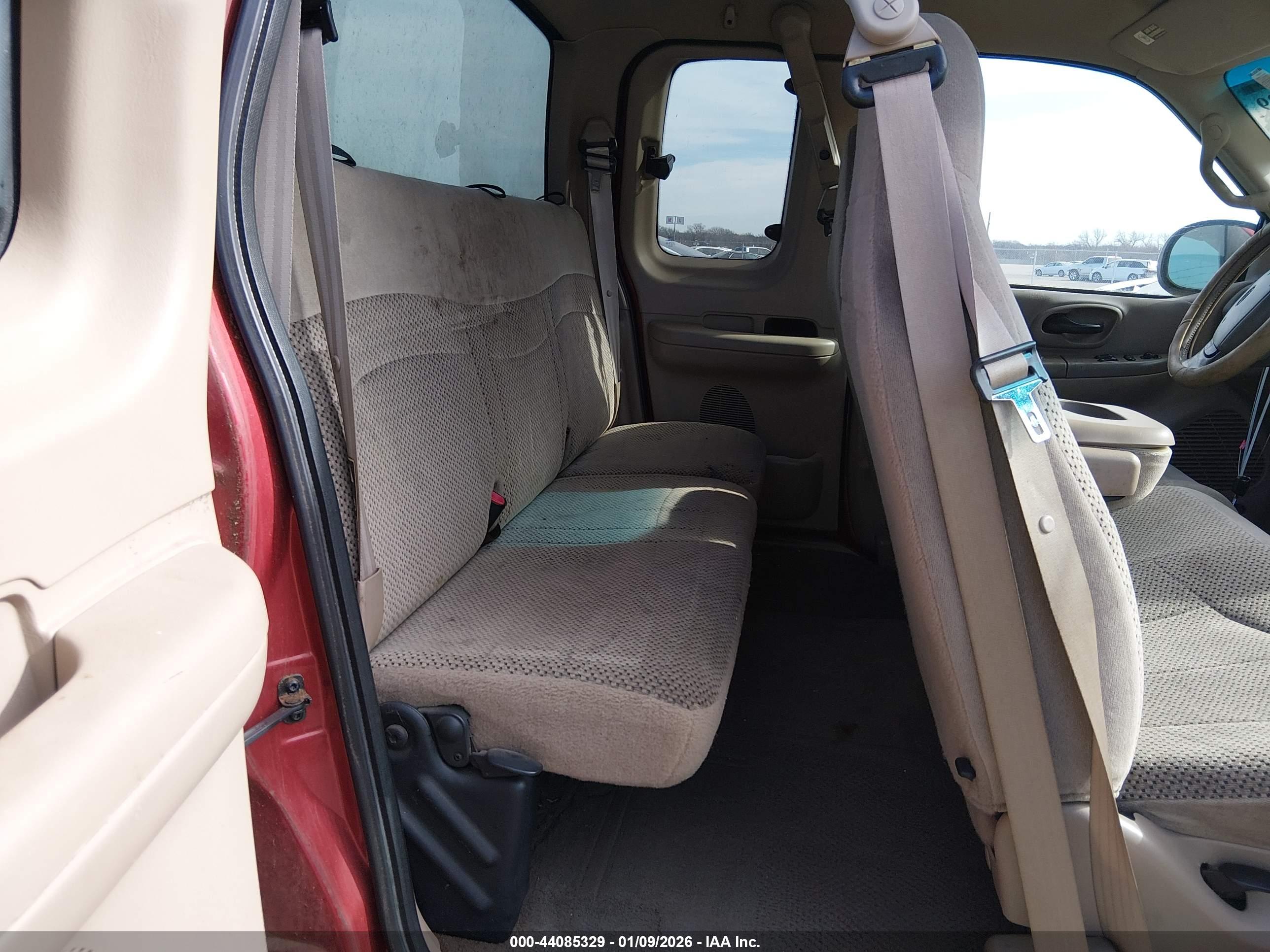 FORD F-150 image 8