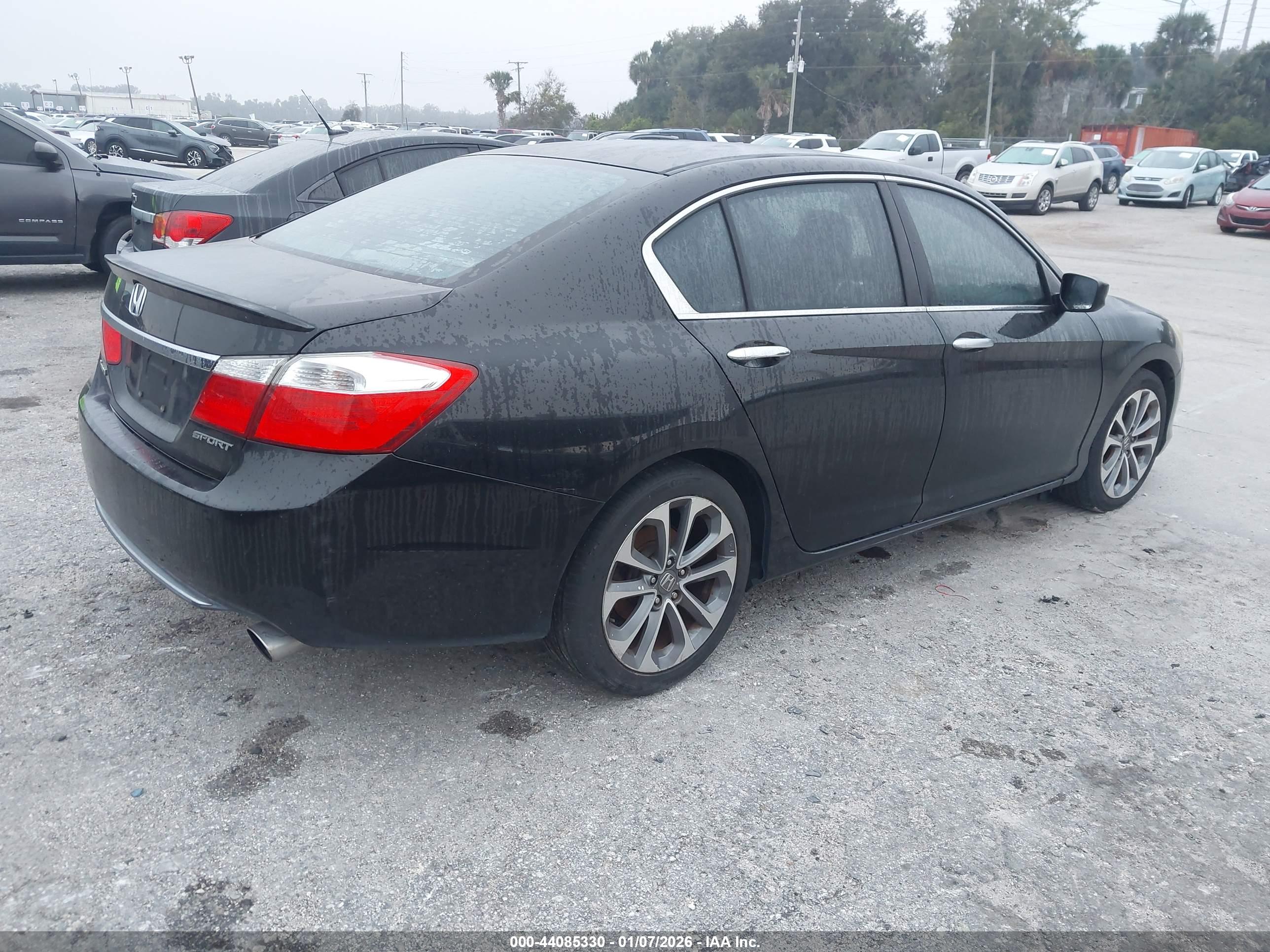HONDA ACCORD image 4