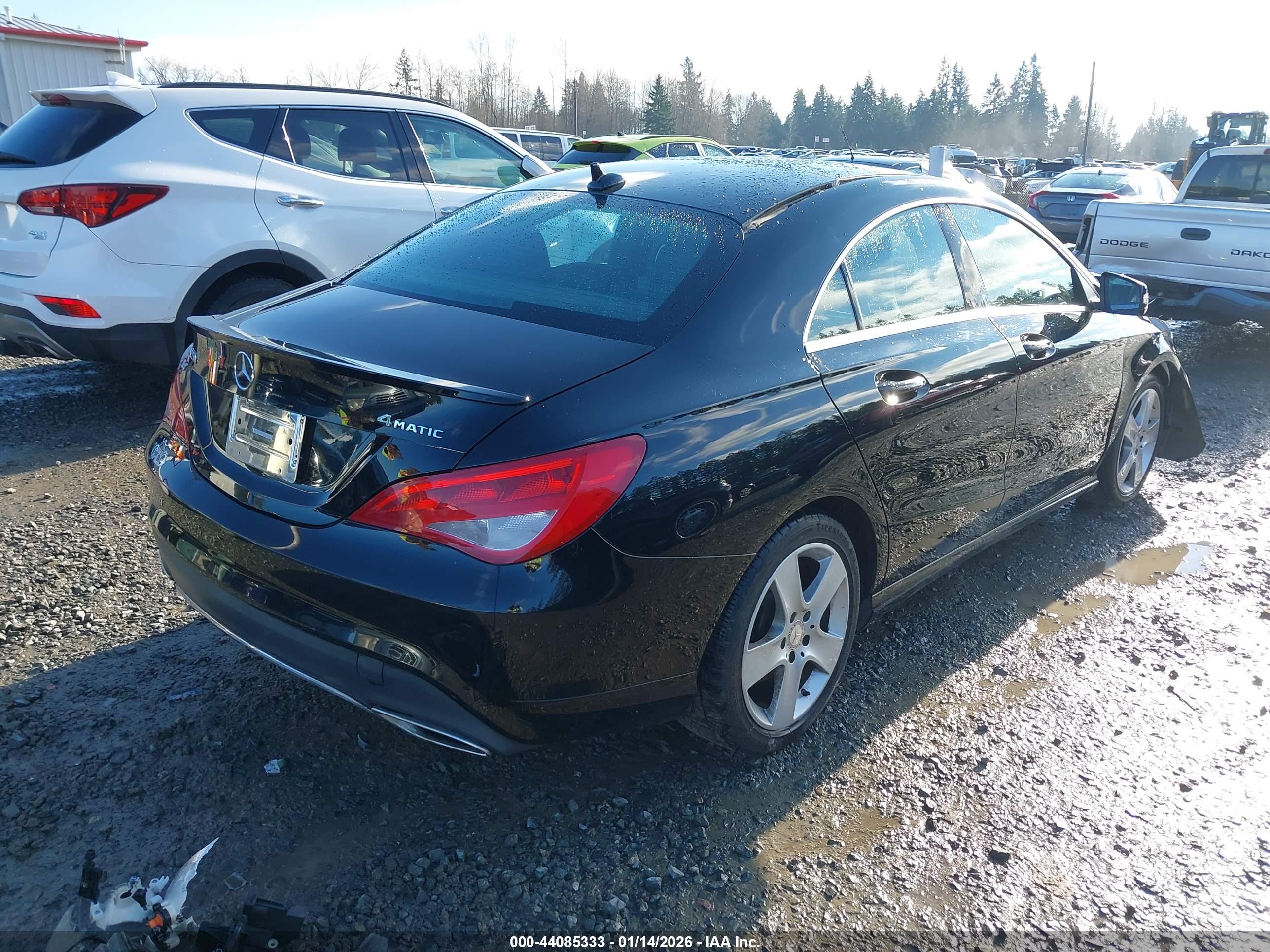 MERCEDES-BENZ CLA image 4