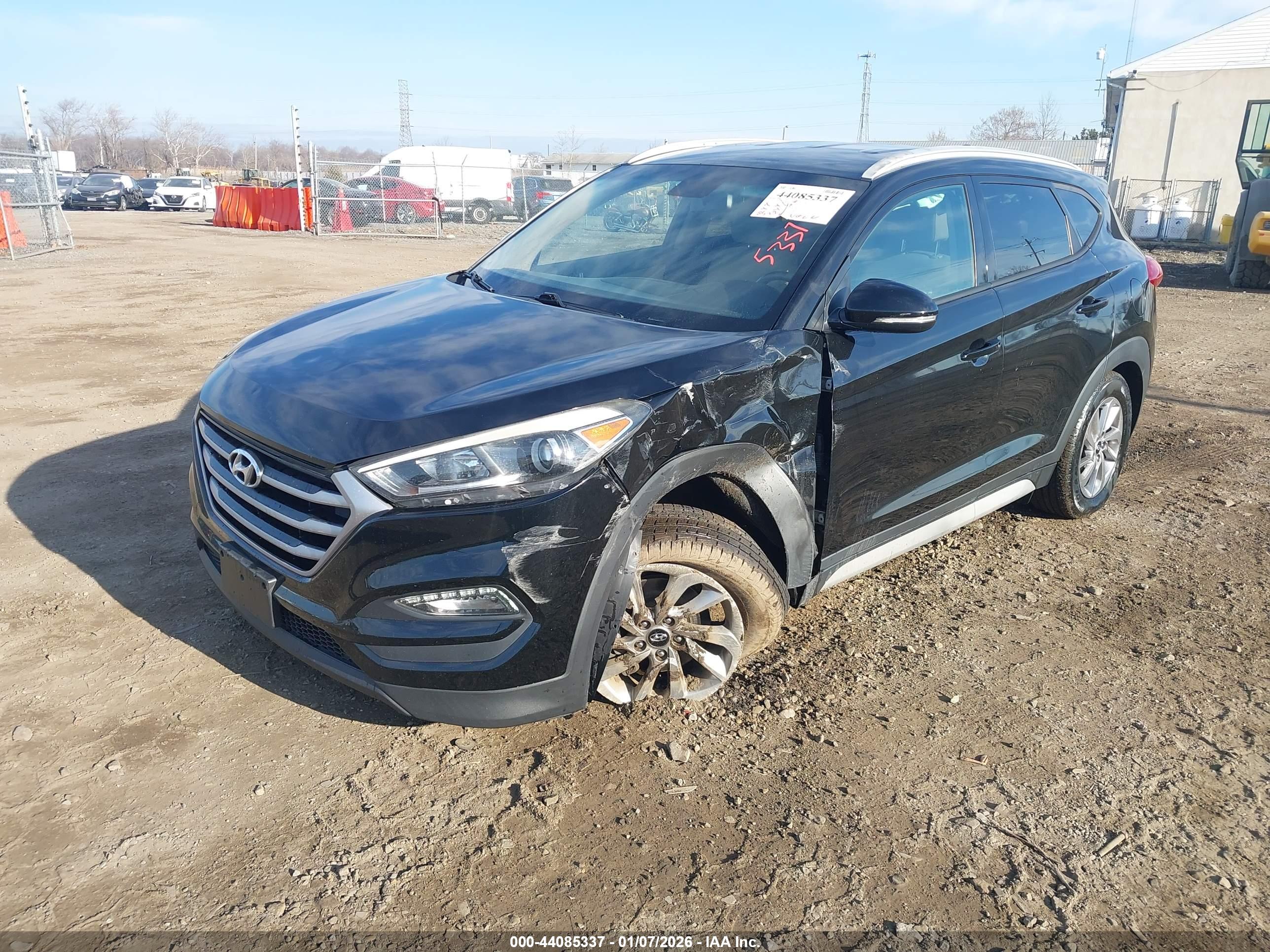 HYUNDAI TUCSON image 2