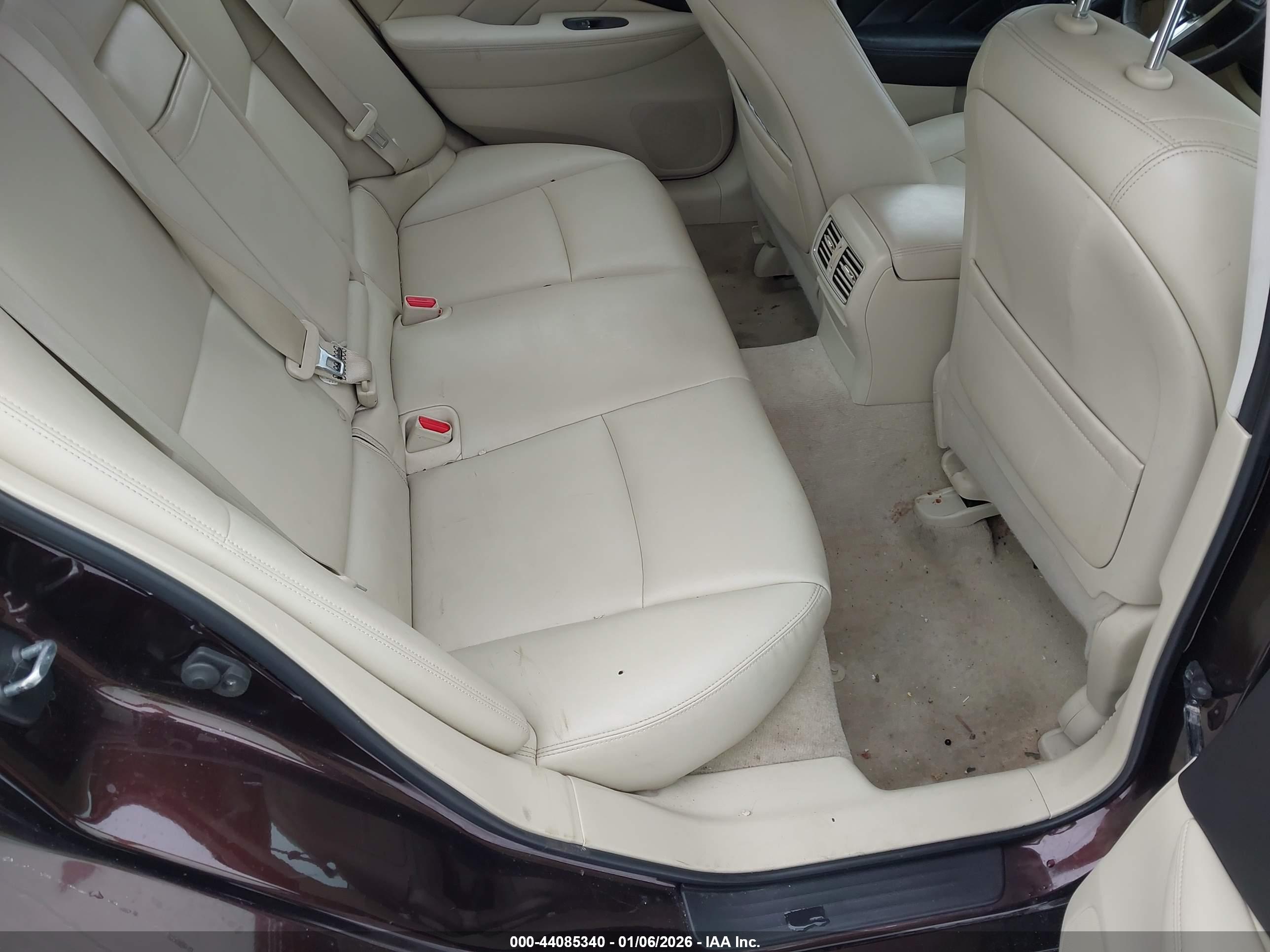 INFINITI Q50 image 8