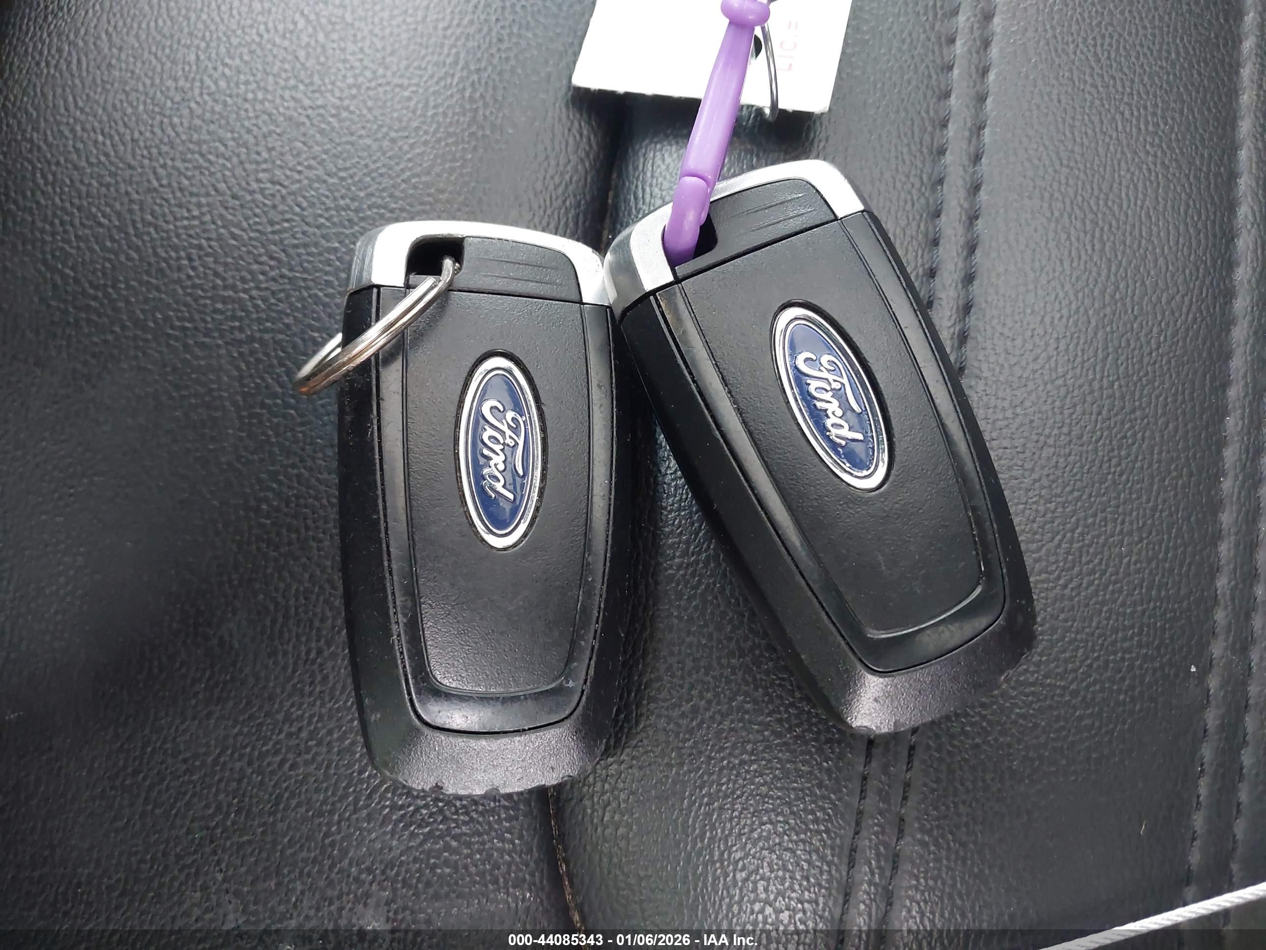 FORD EDGE image 11