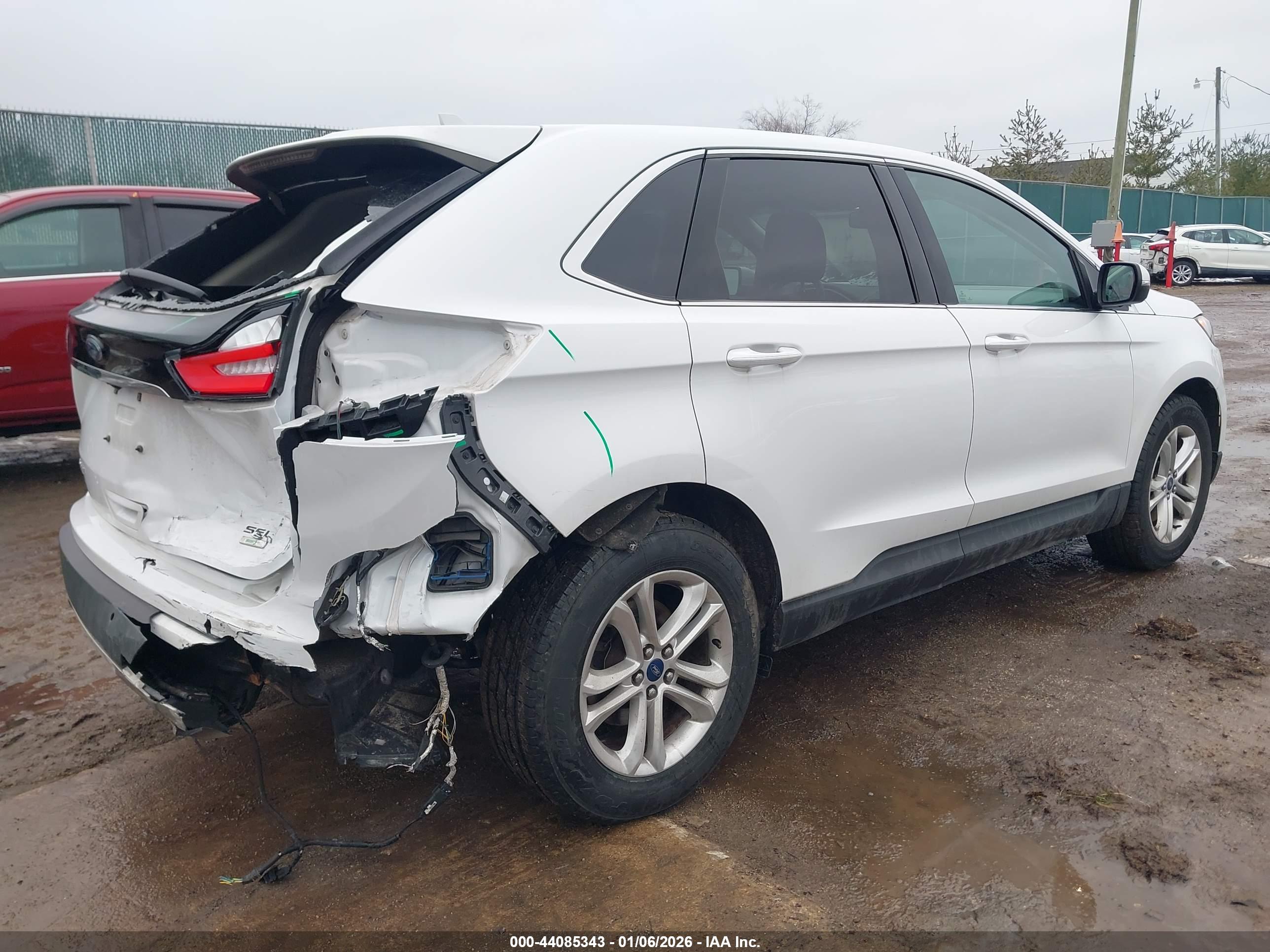 FORD EDGE image 4