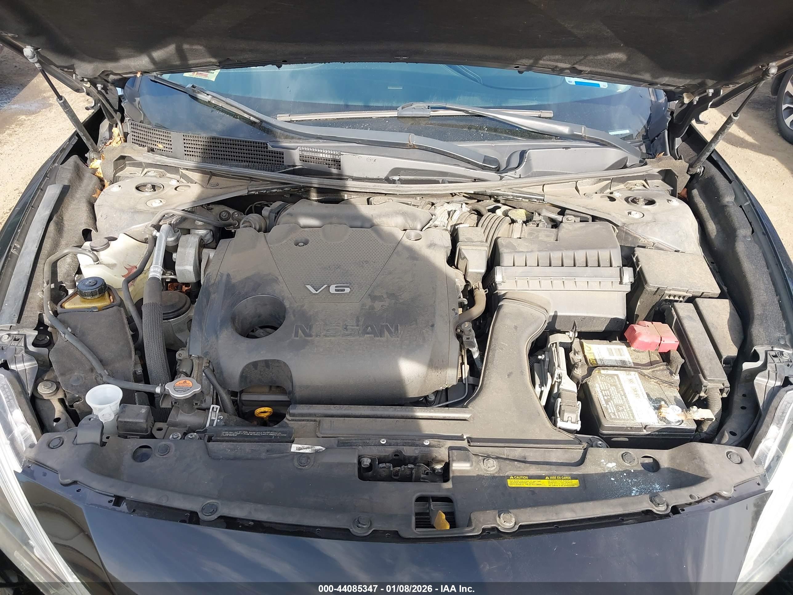 NISSAN MAXIMA image 10