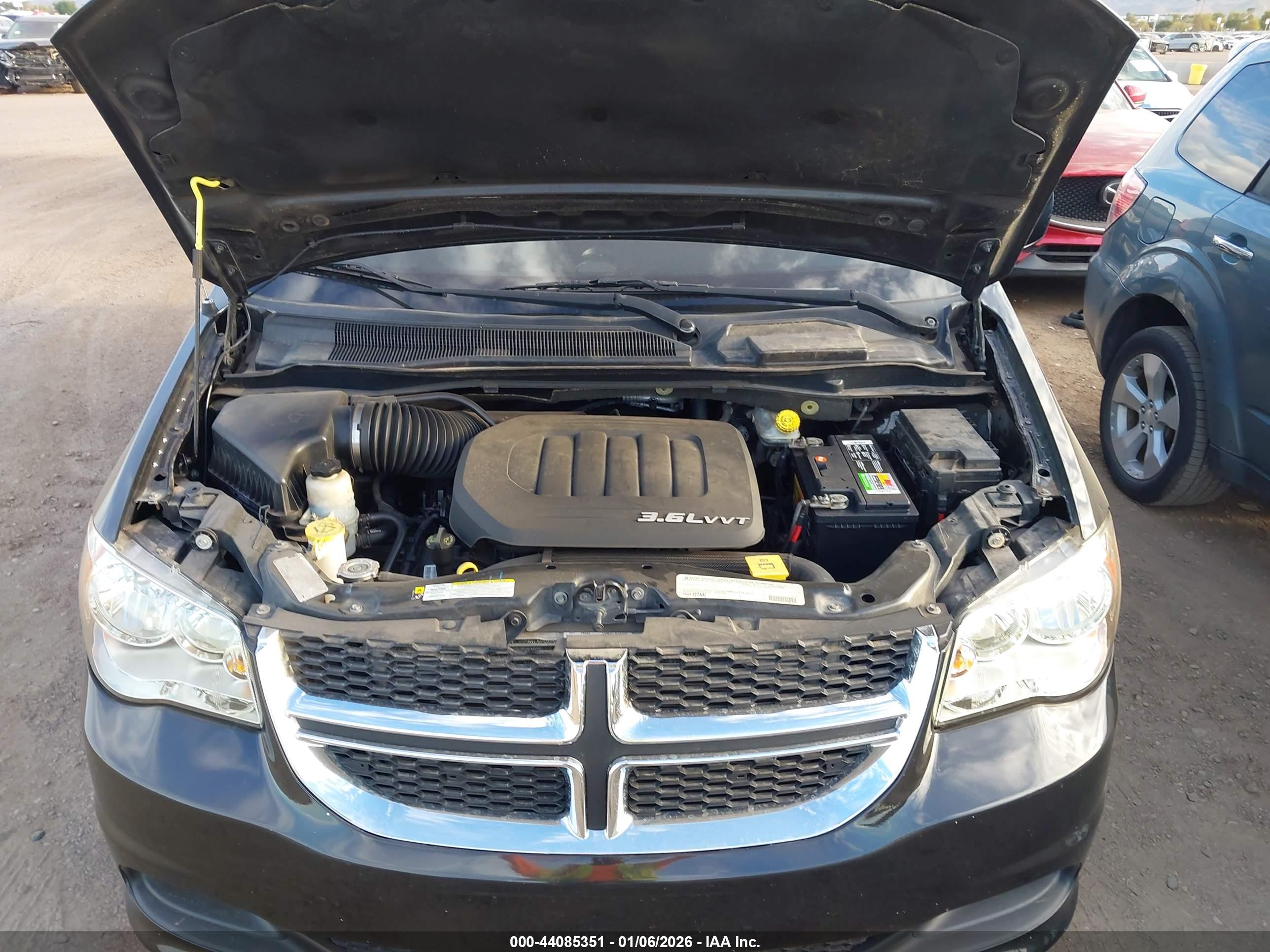 DODGE GRAND image 10