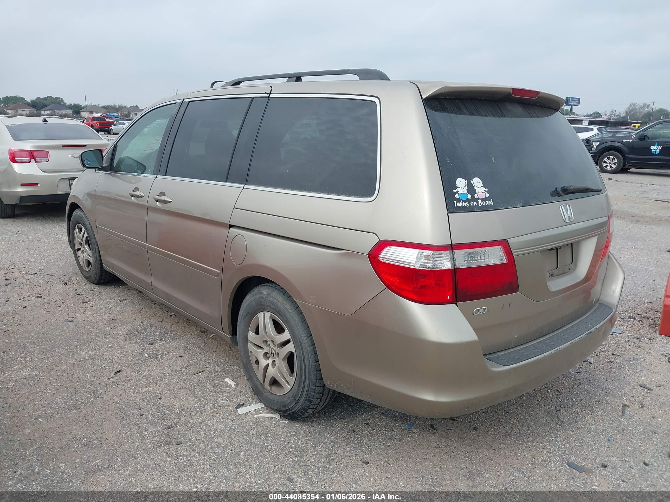 HONDA ODYSSEY image 3