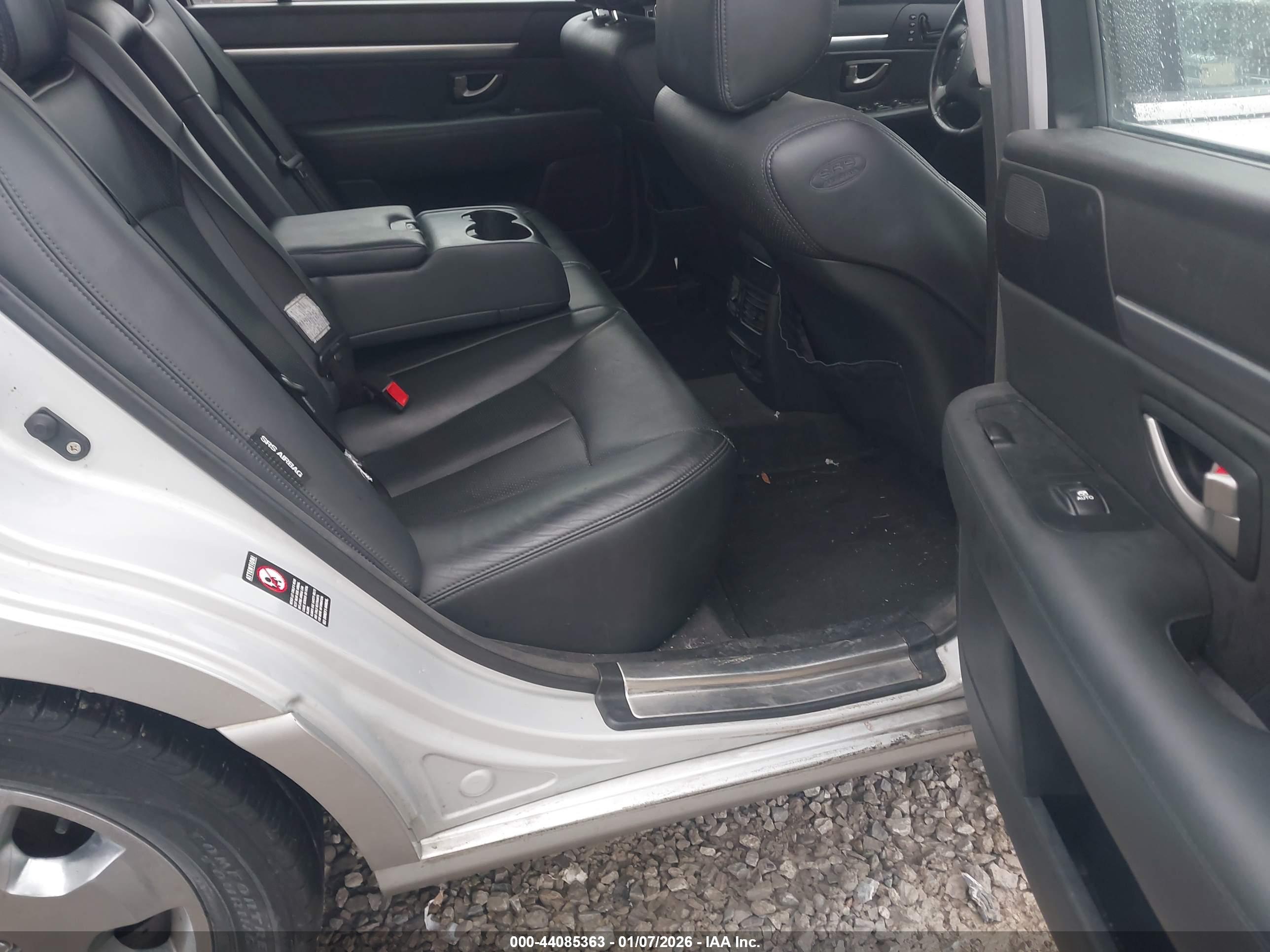 KIA AMANTI image 8