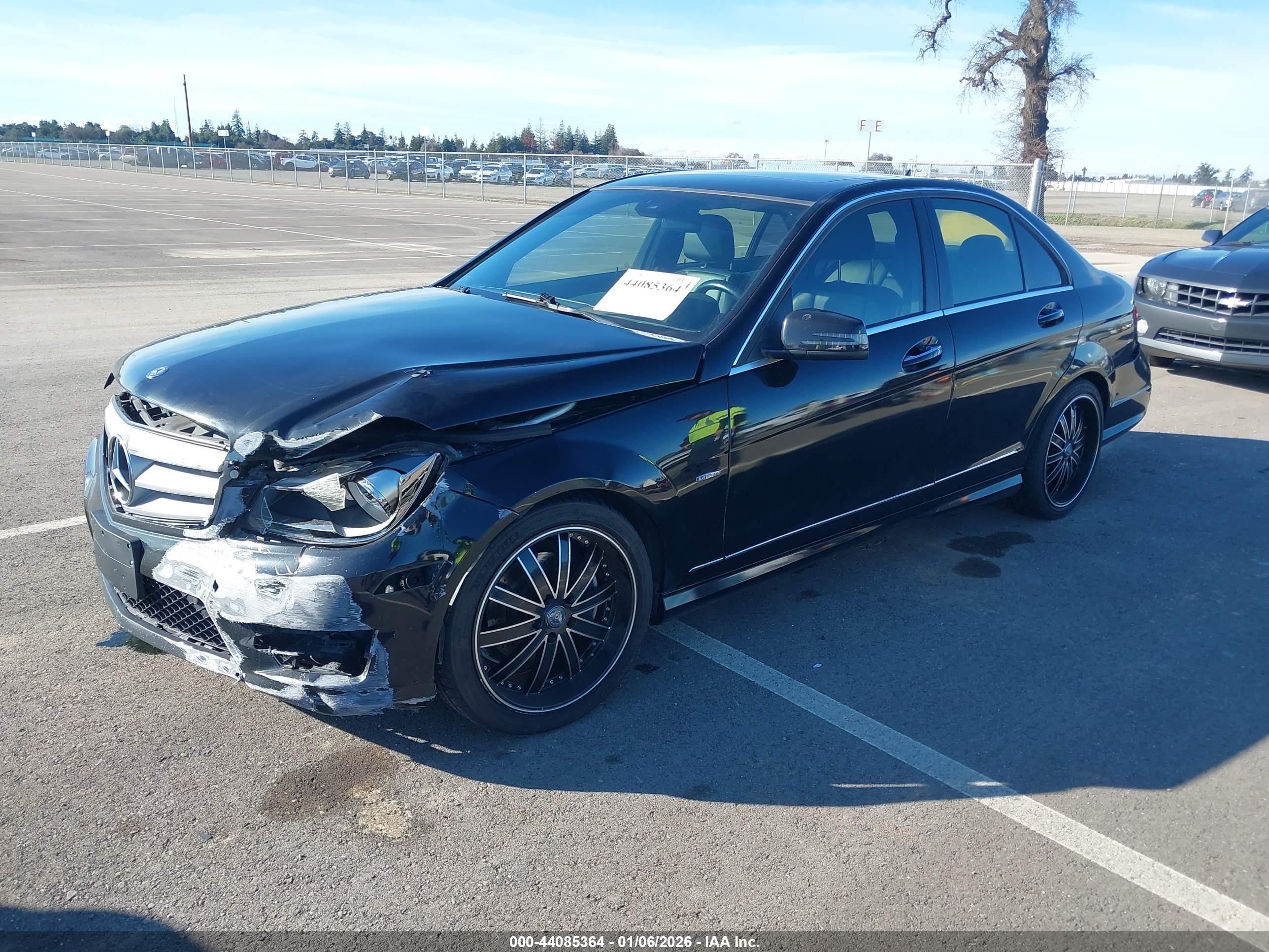 MERCEDES-BENZ C image 2