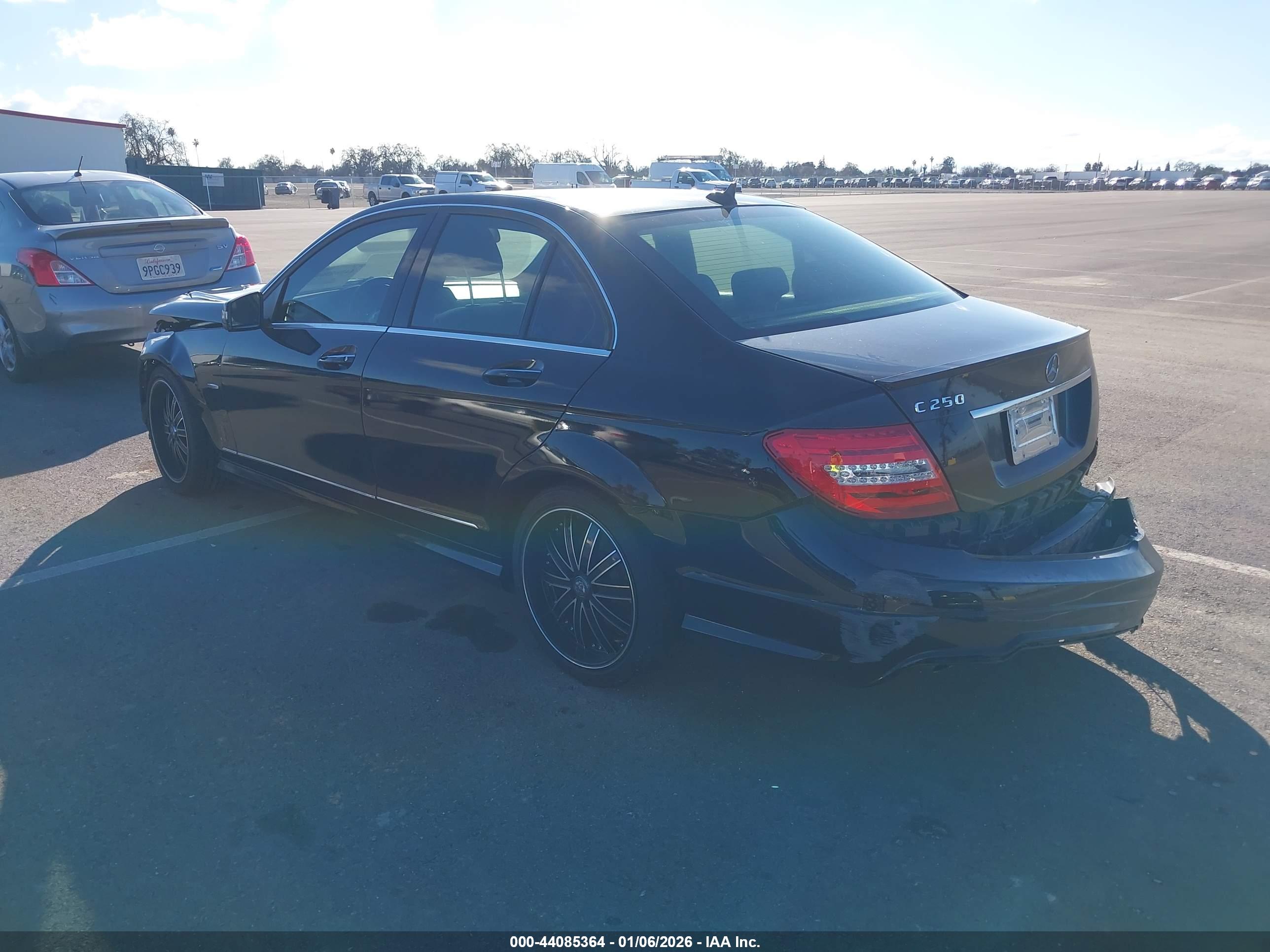 MERCEDES-BENZ C image 3