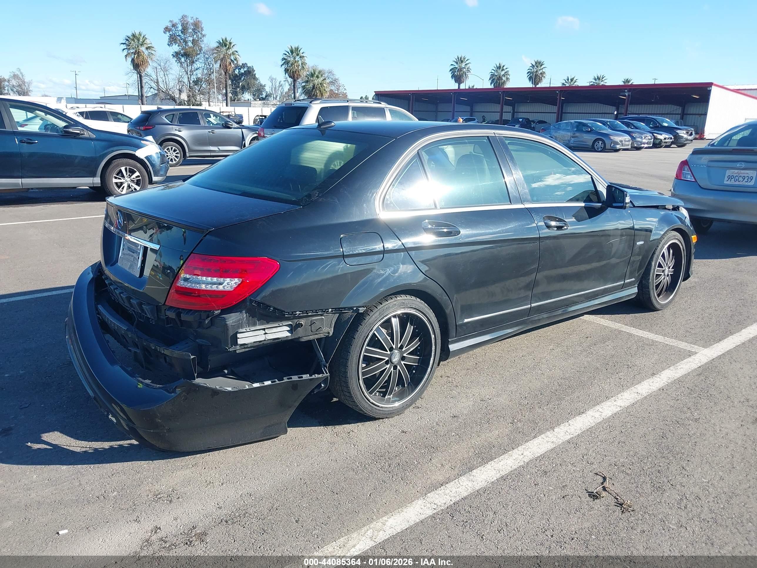 MERCEDES-BENZ C image 4