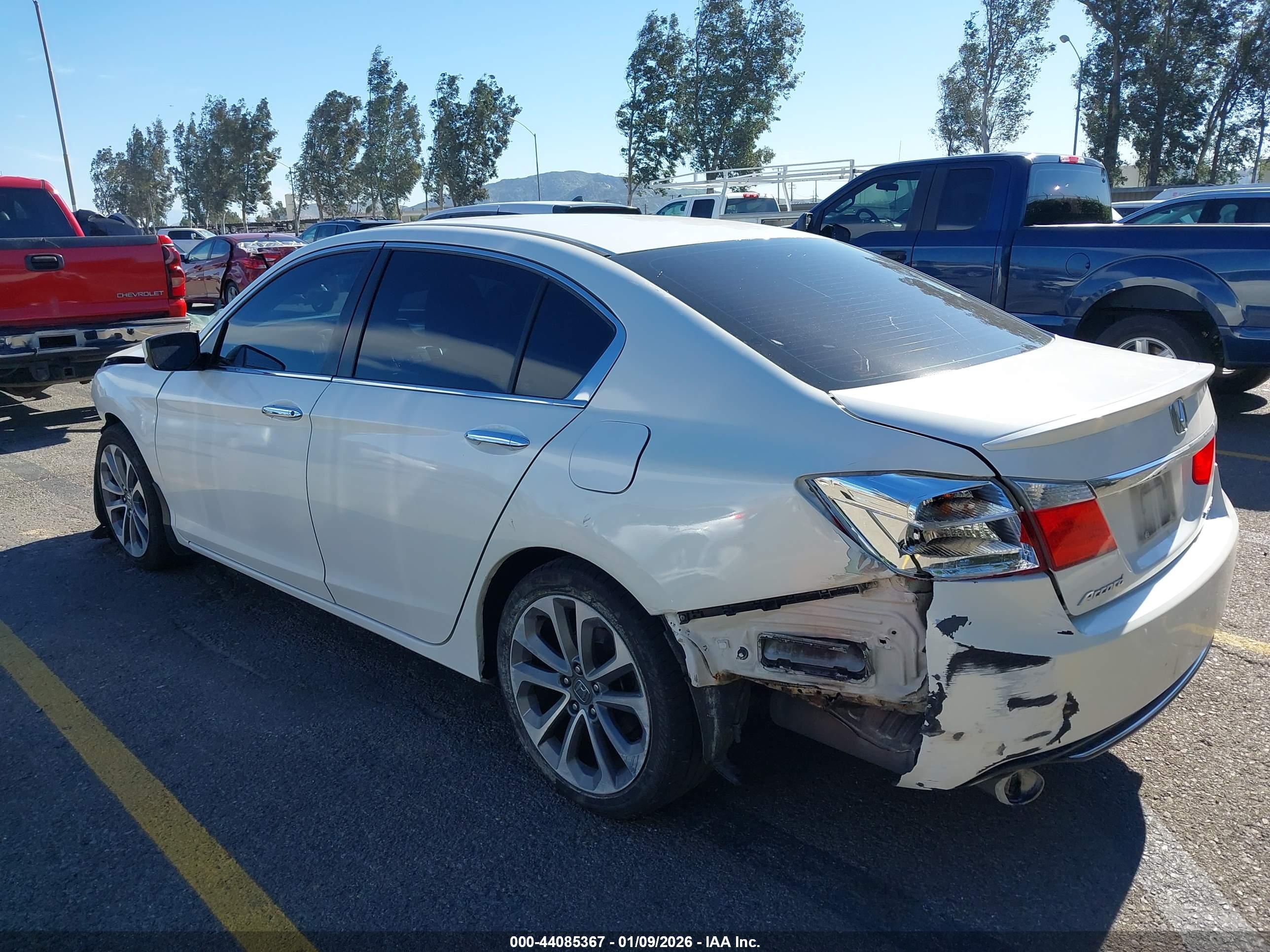 HONDA ACCORD image 3