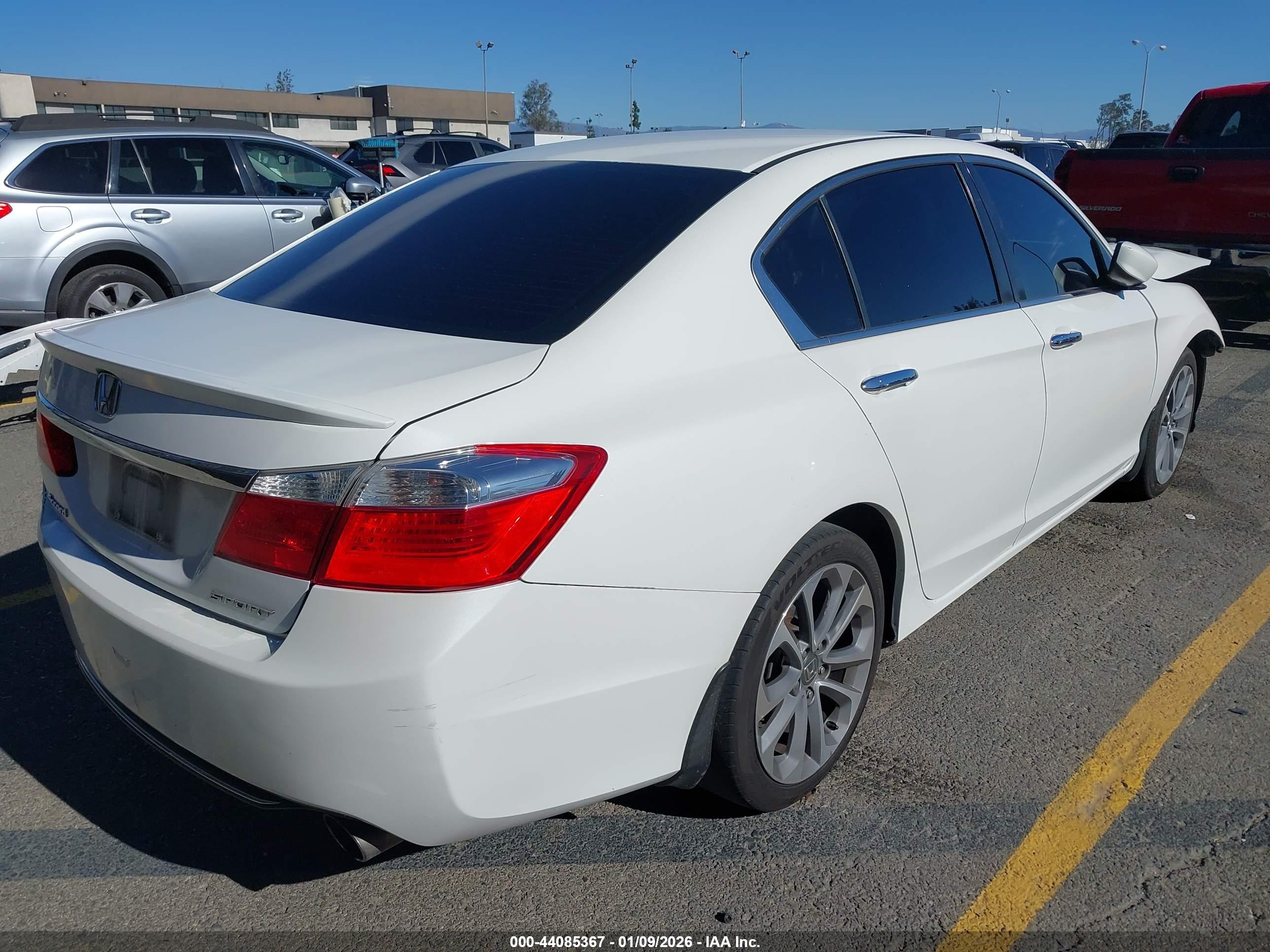HONDA ACCORD image 4