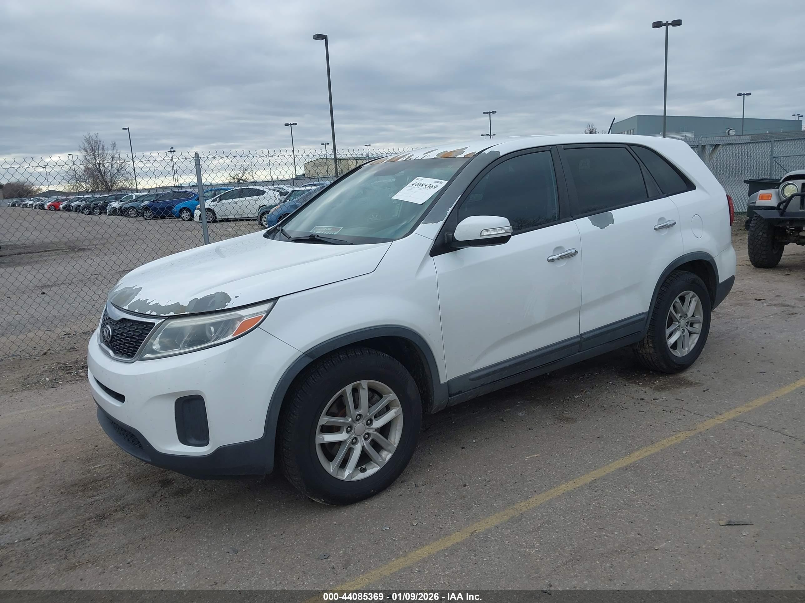 KIA SORENTO image 2
