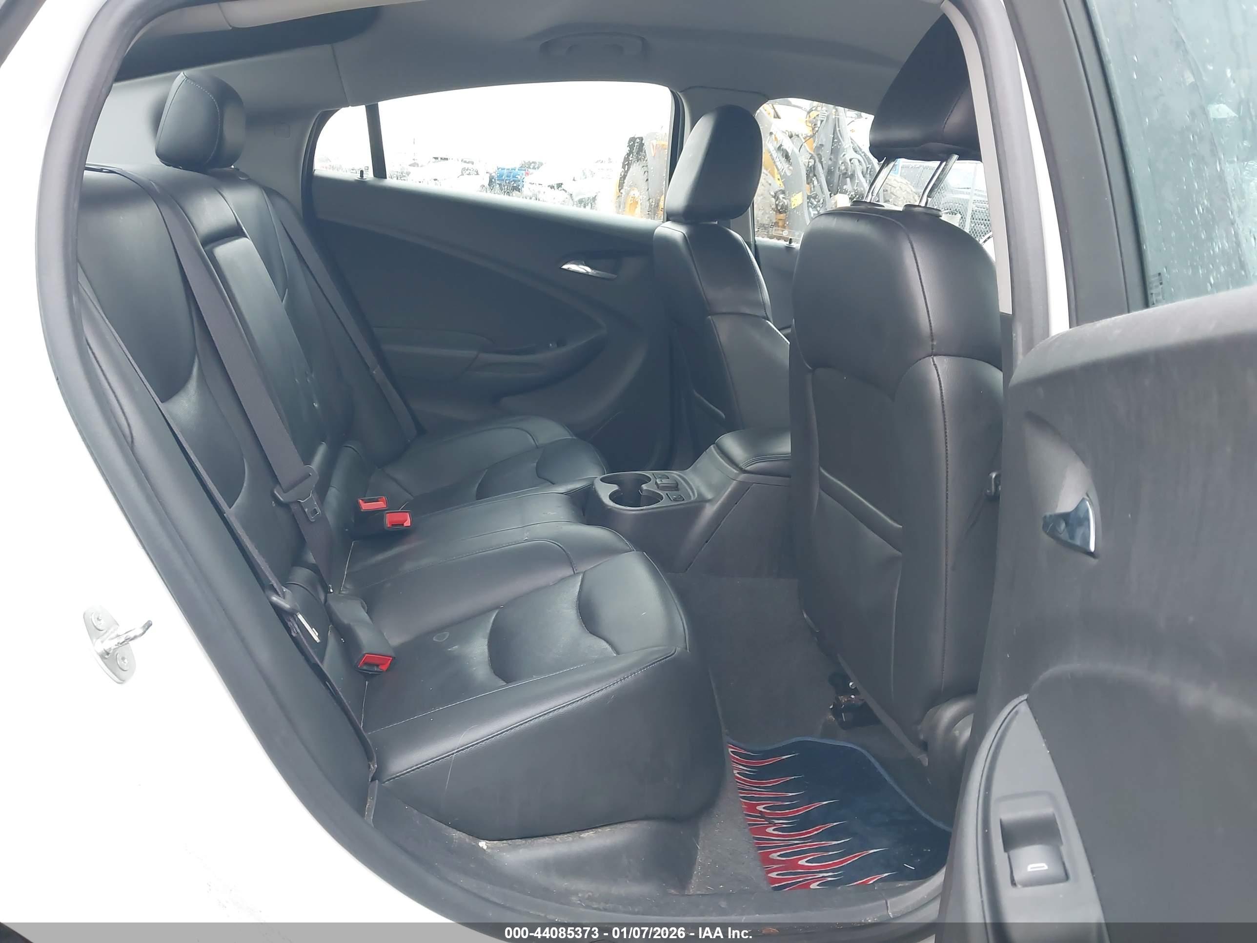 CHEVROLET VOLT image 8