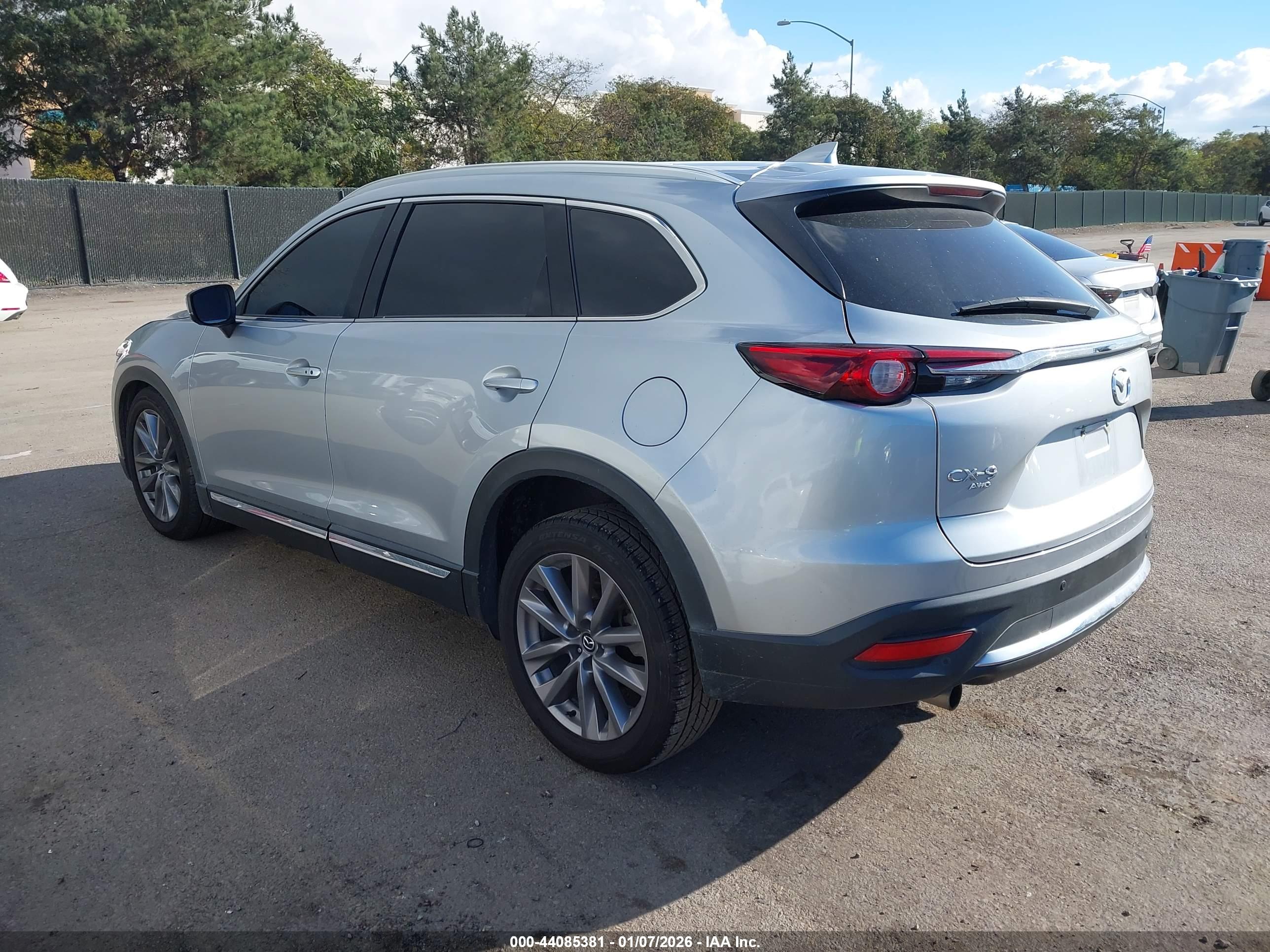 MAZDA CX-9 image 3