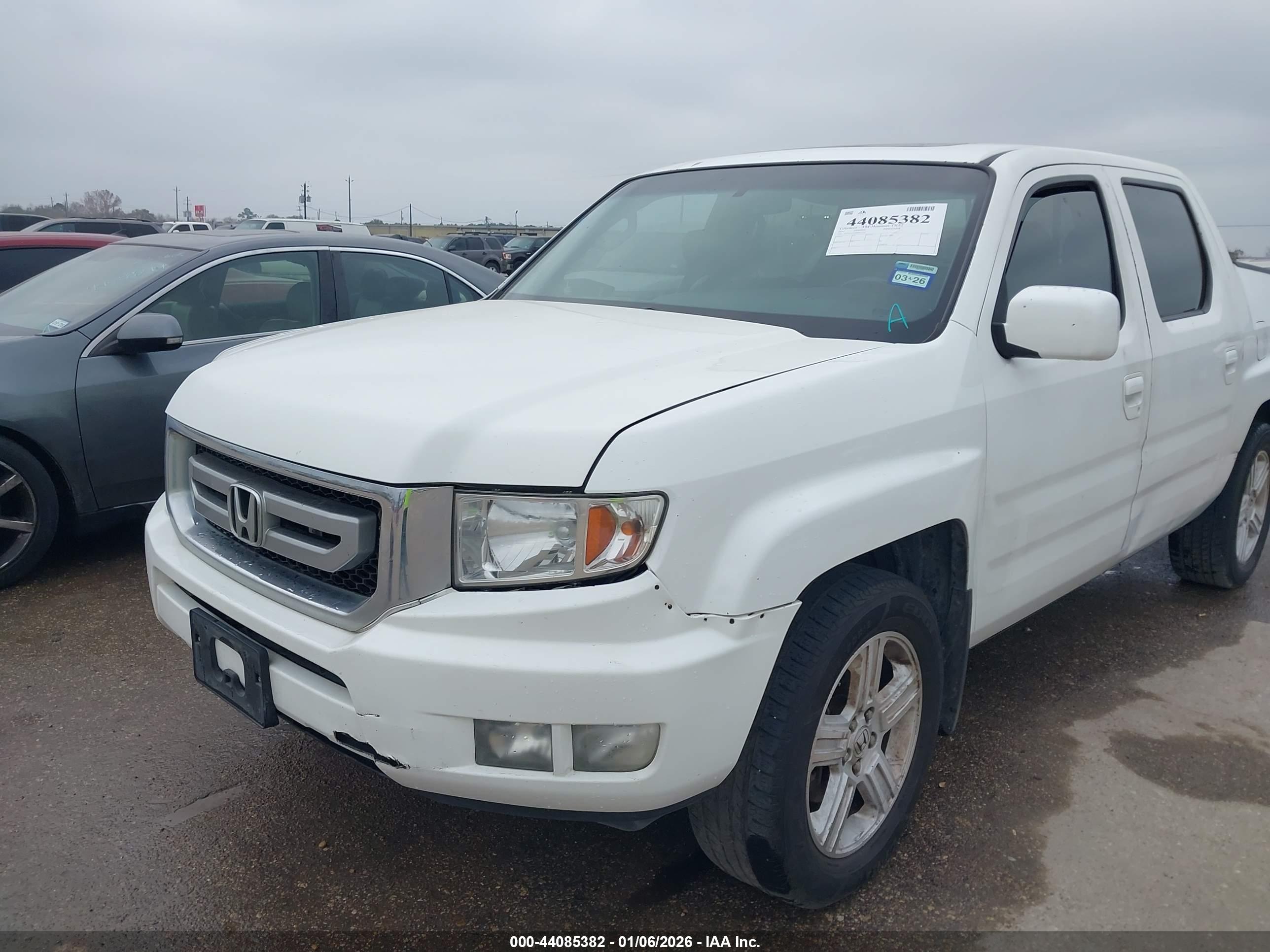 HONDA RIDGELINE image 2