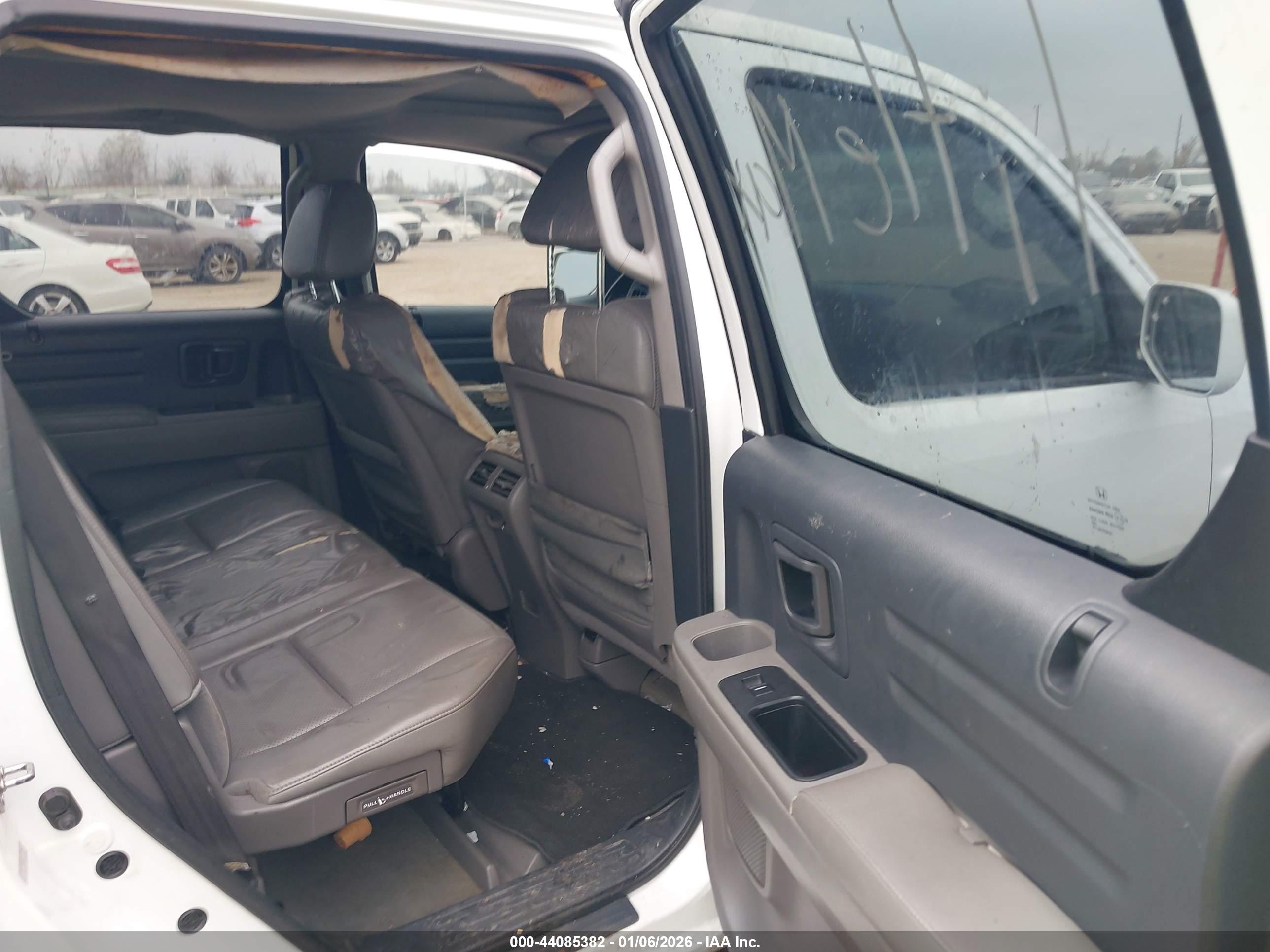 HONDA RIDGELINE image 8