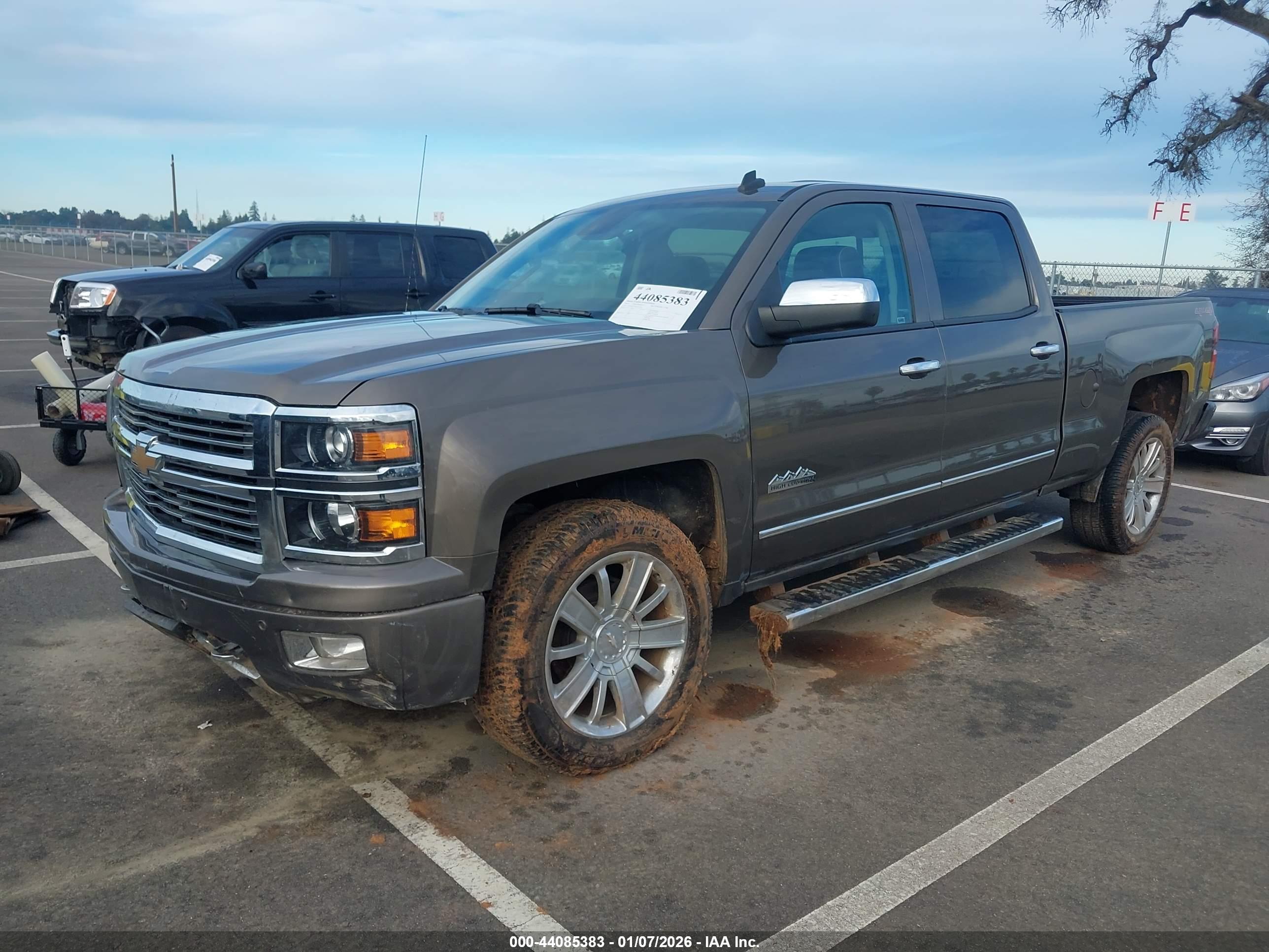 CHEVROLET SILVERADO image 2