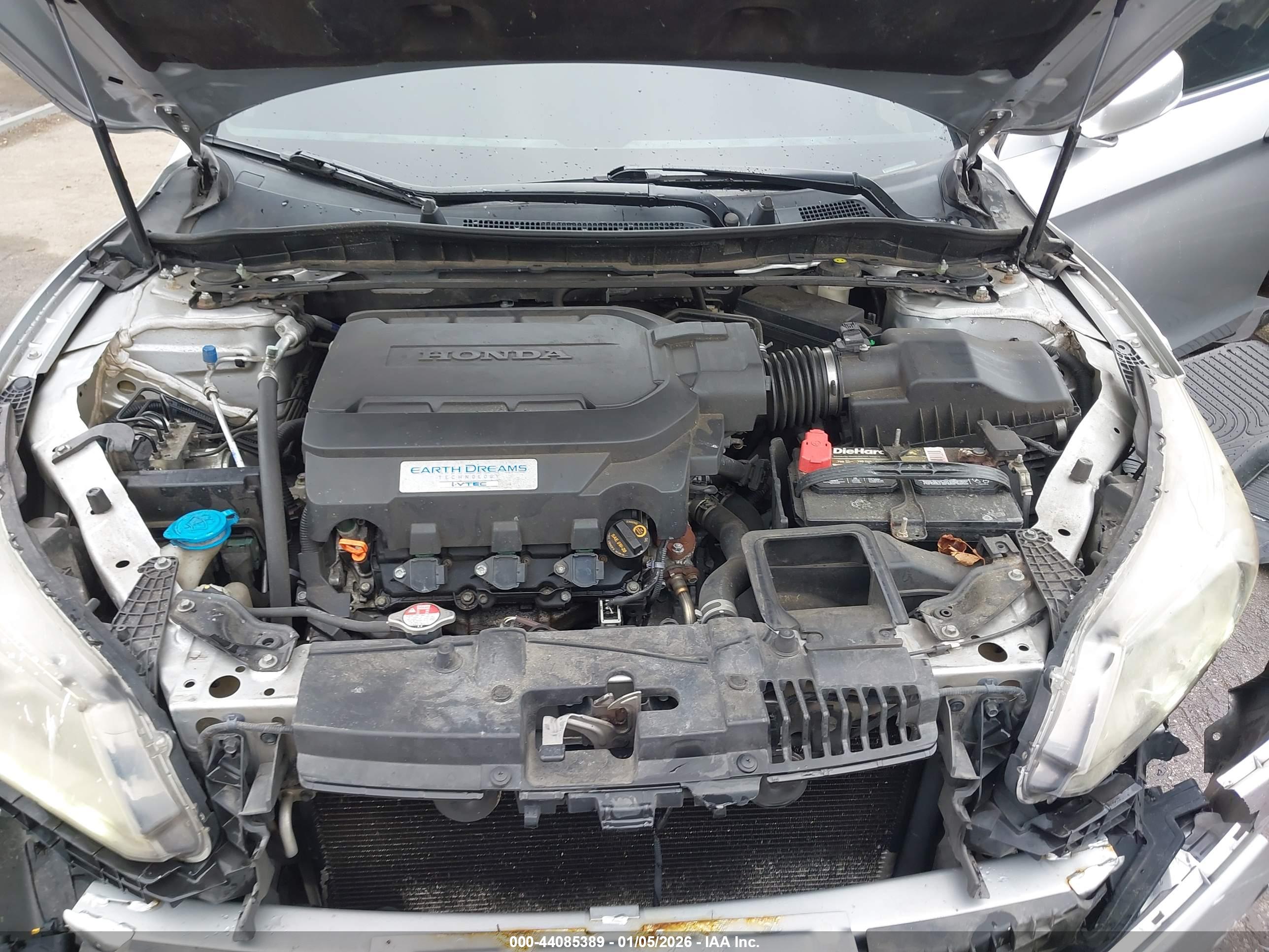 HONDA ACCORD image 10