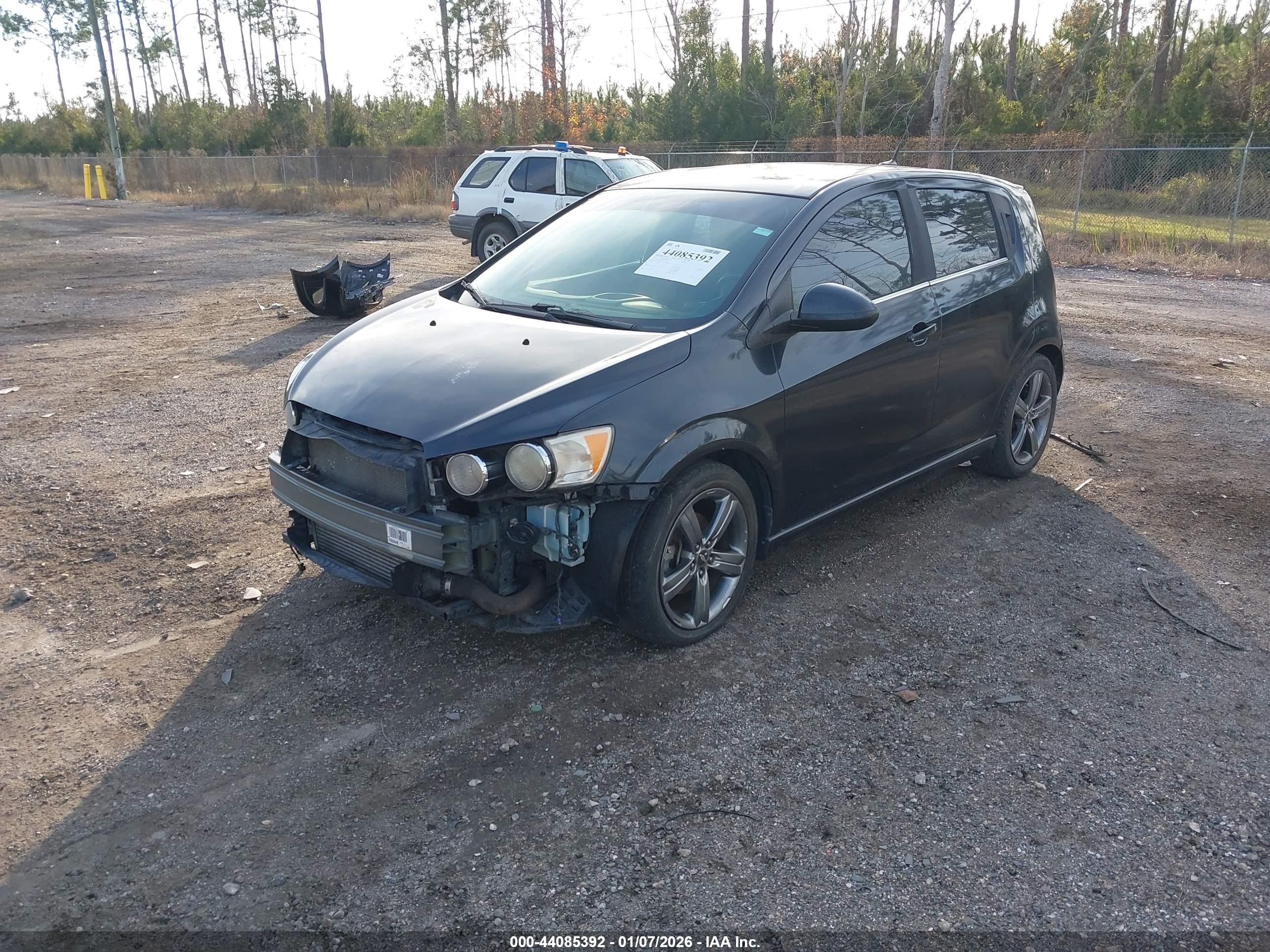 CHEVROLET SONIC image 2