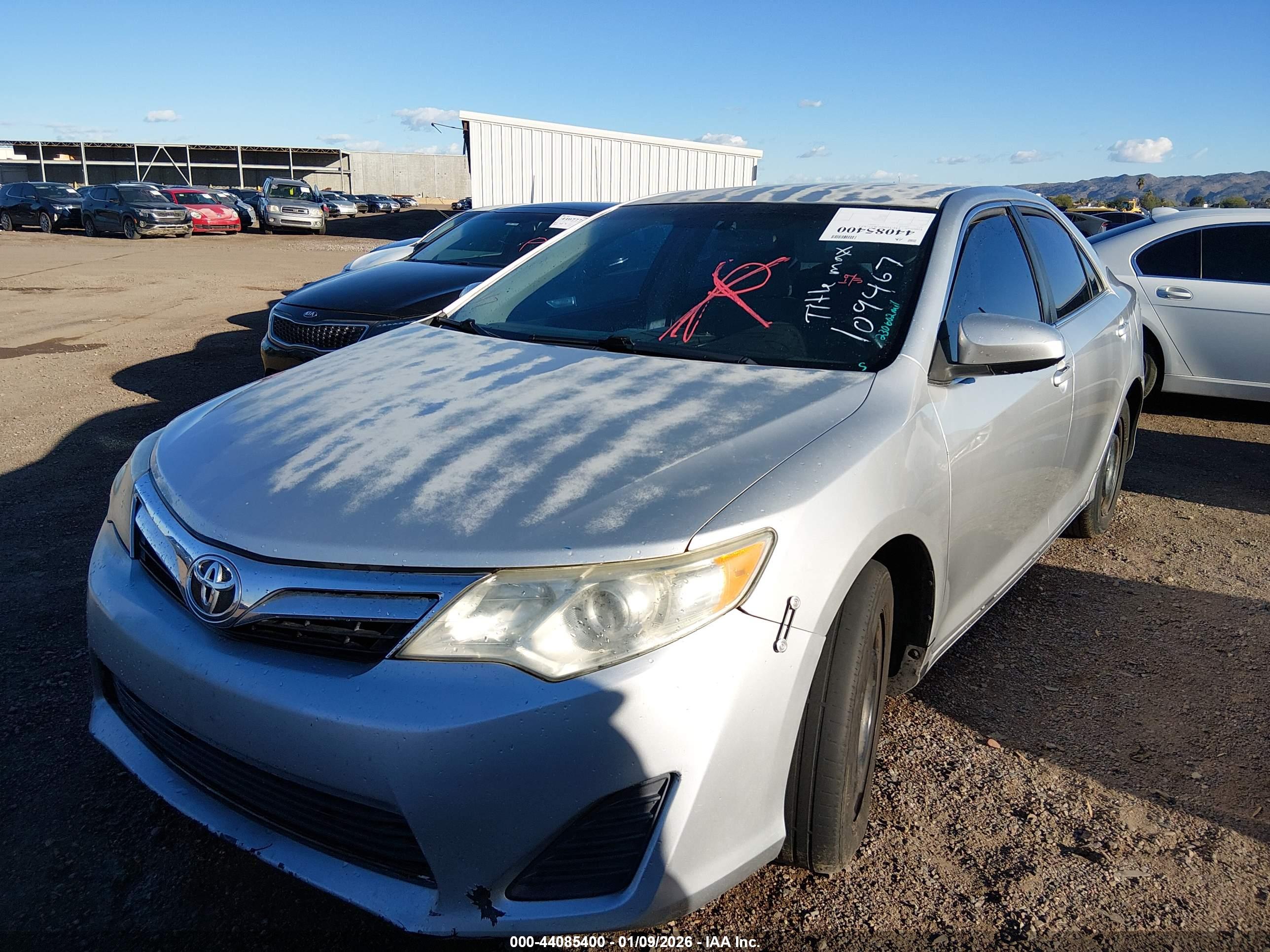 TOYOTA CAMRY image 2