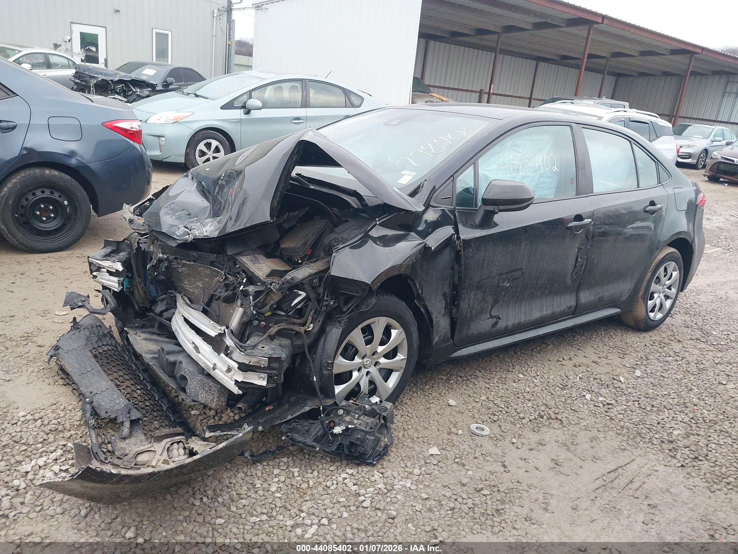 TOYOTA COROLLA image 2