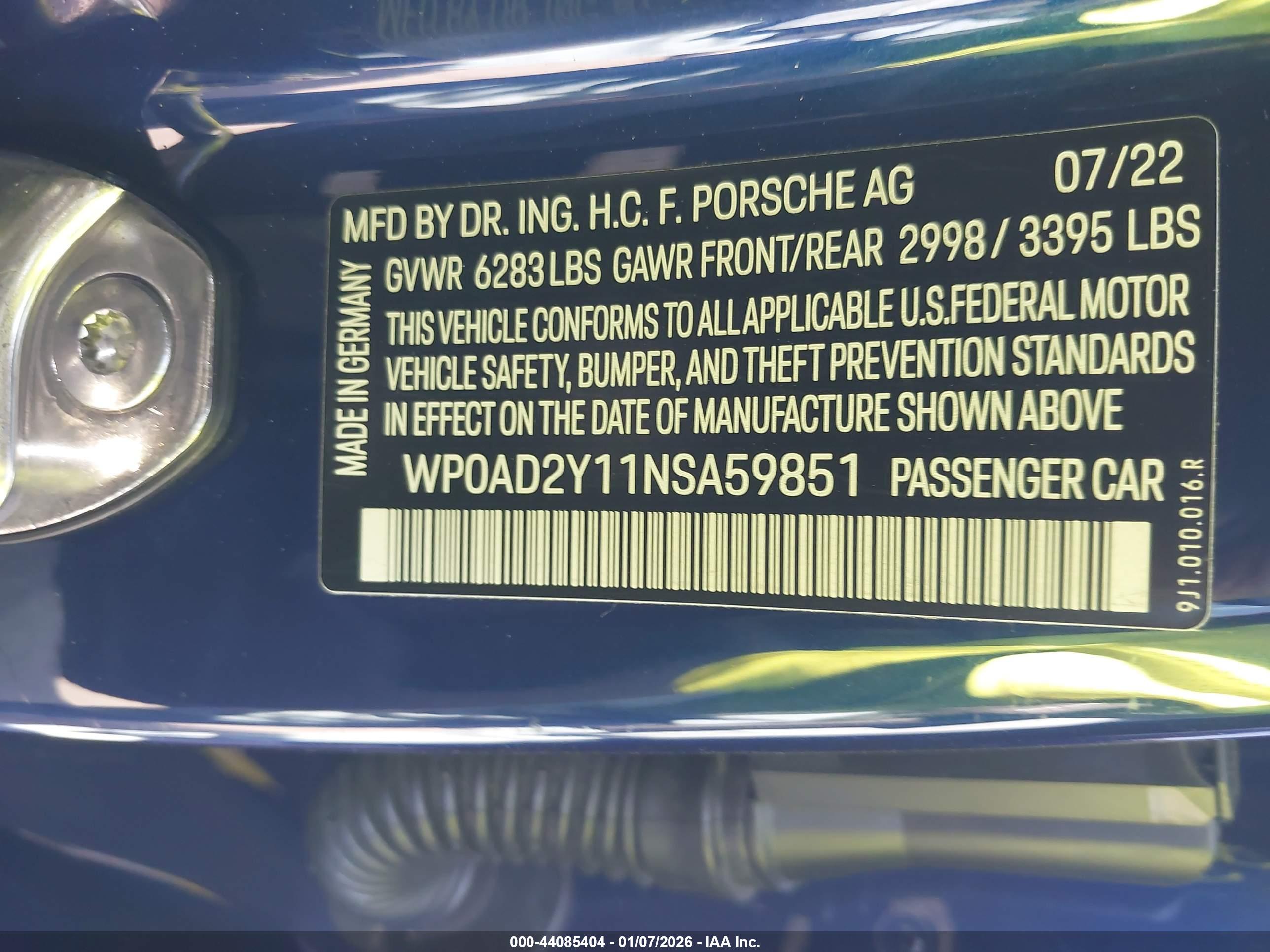PORSCHE TAYCAN image 9
