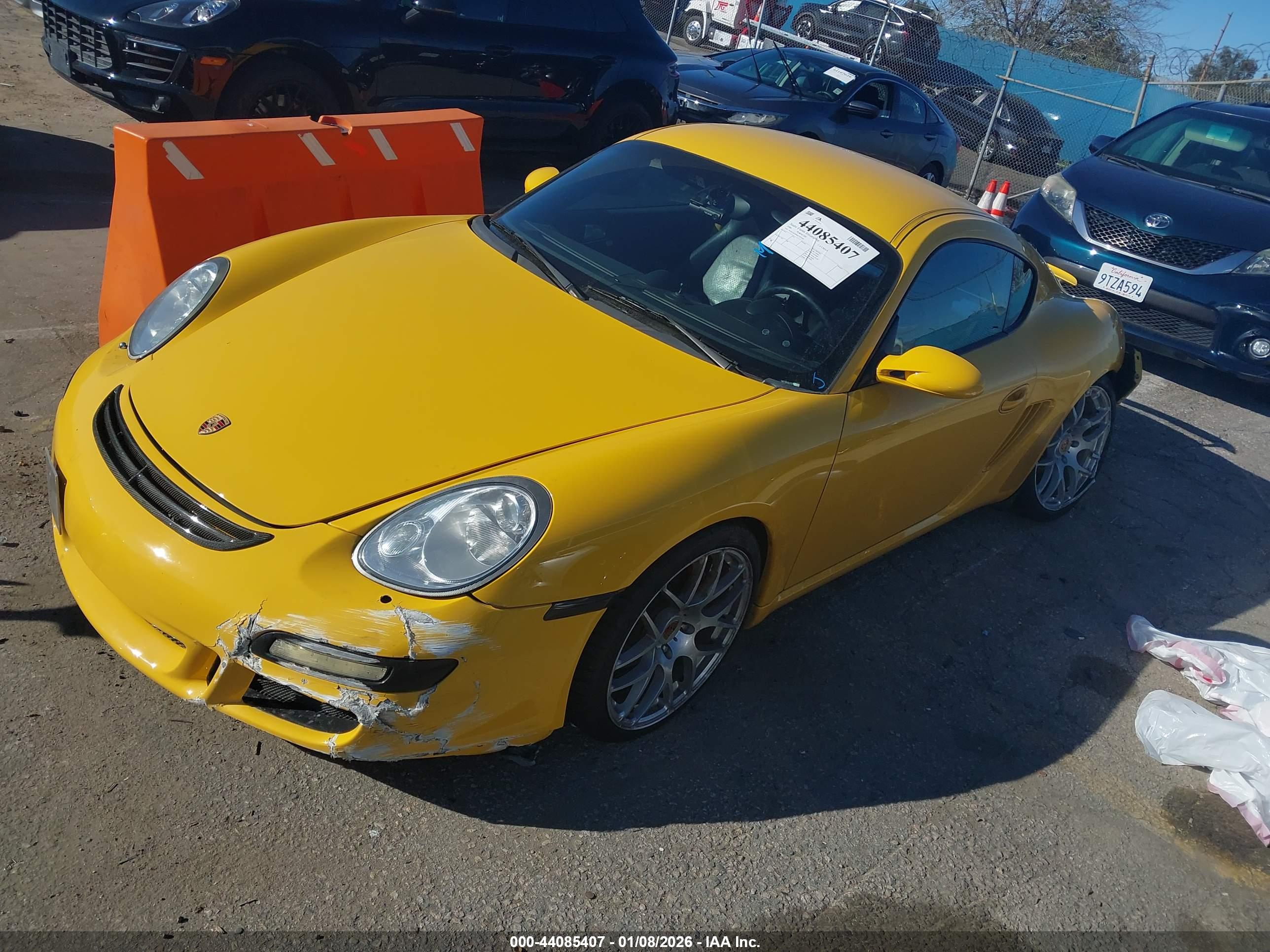 PORSCHE CAYMAN image 2