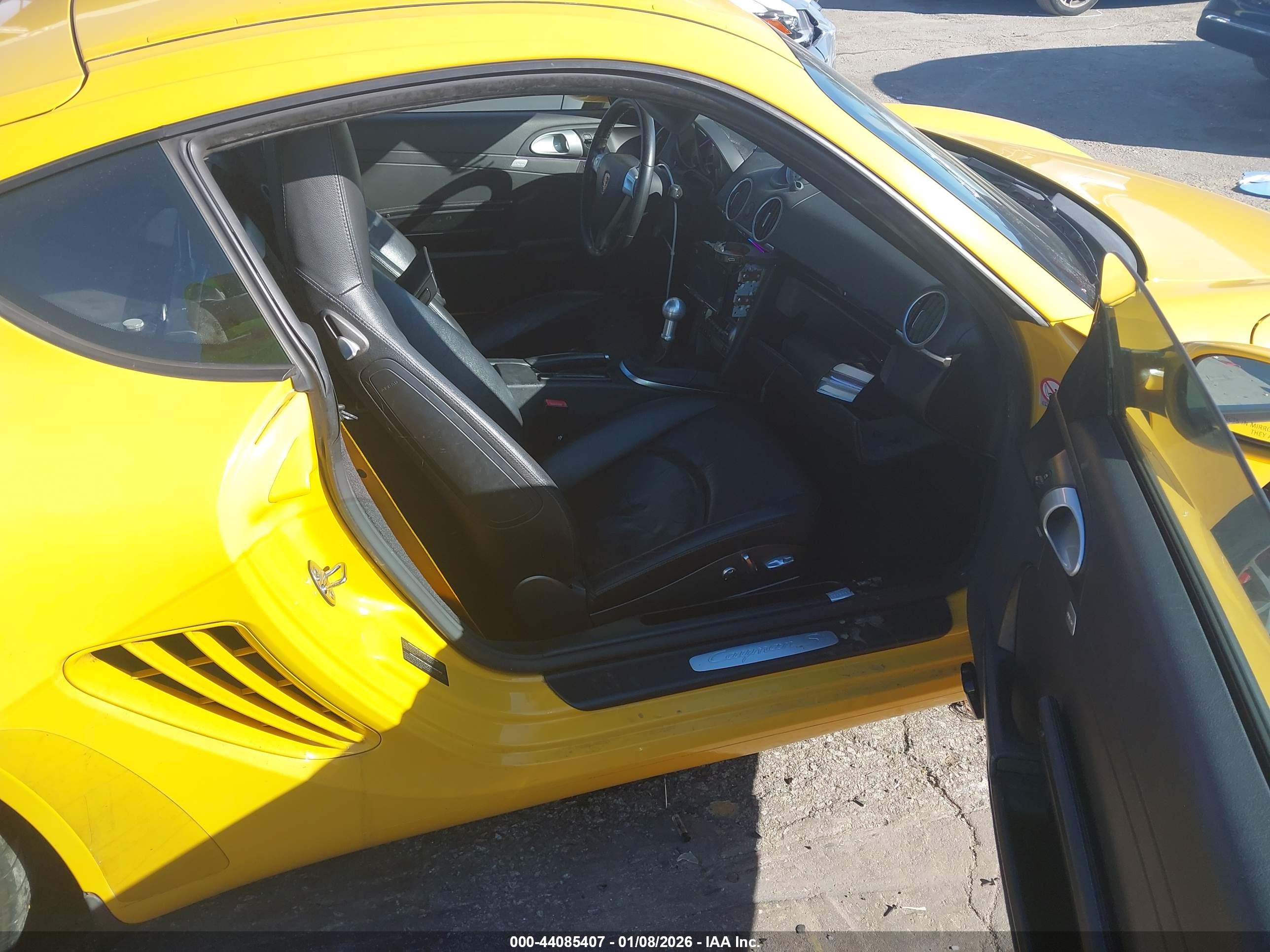 PORSCHE CAYMAN image 5